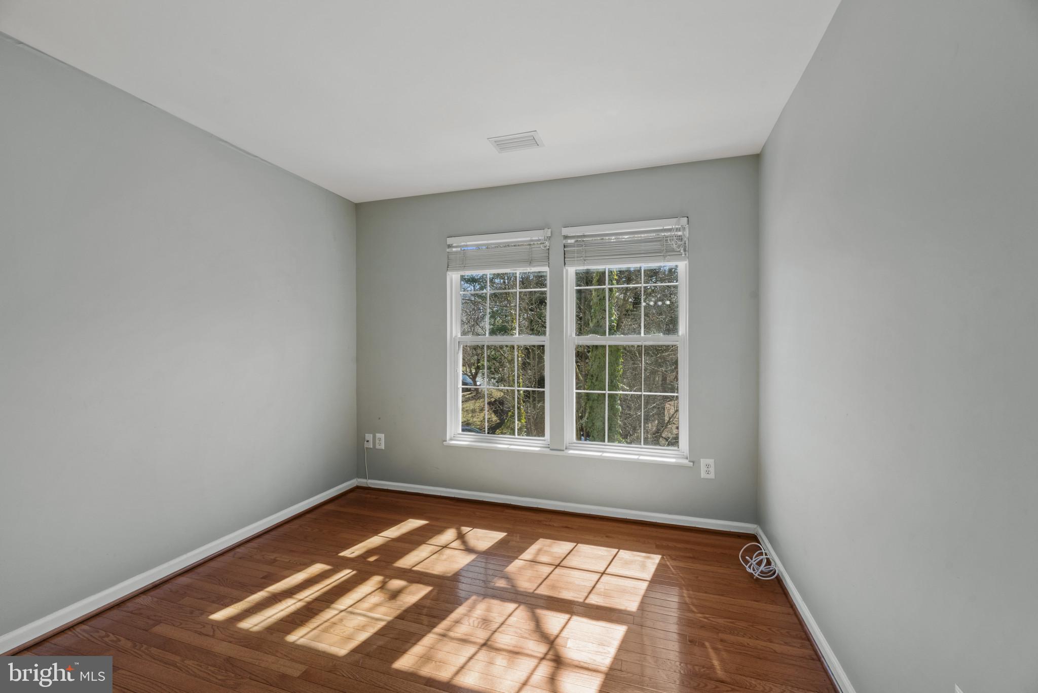 HAMMONDS OVERLOOK - Residential