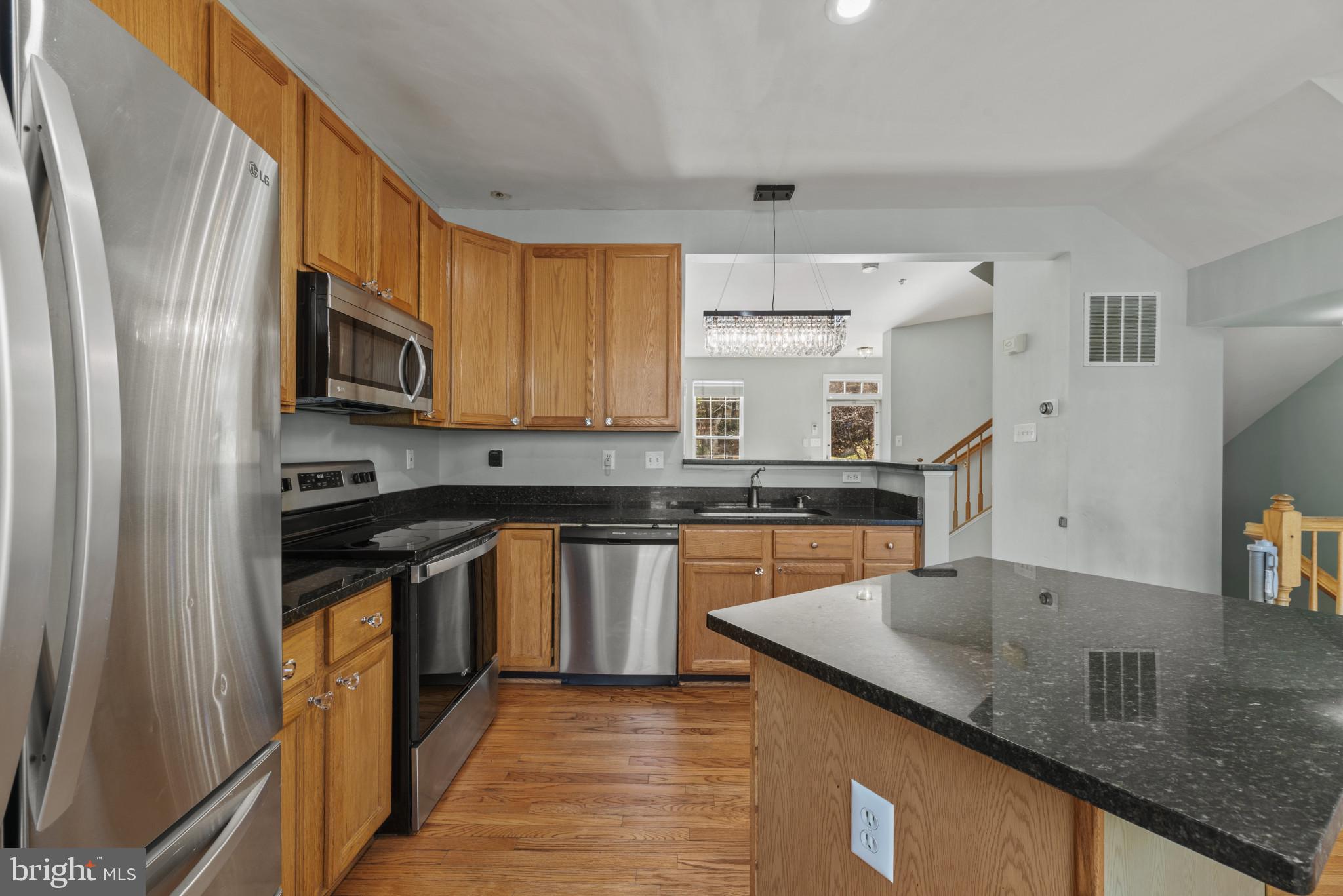 HAMMONDS OVERLOOK - Residential