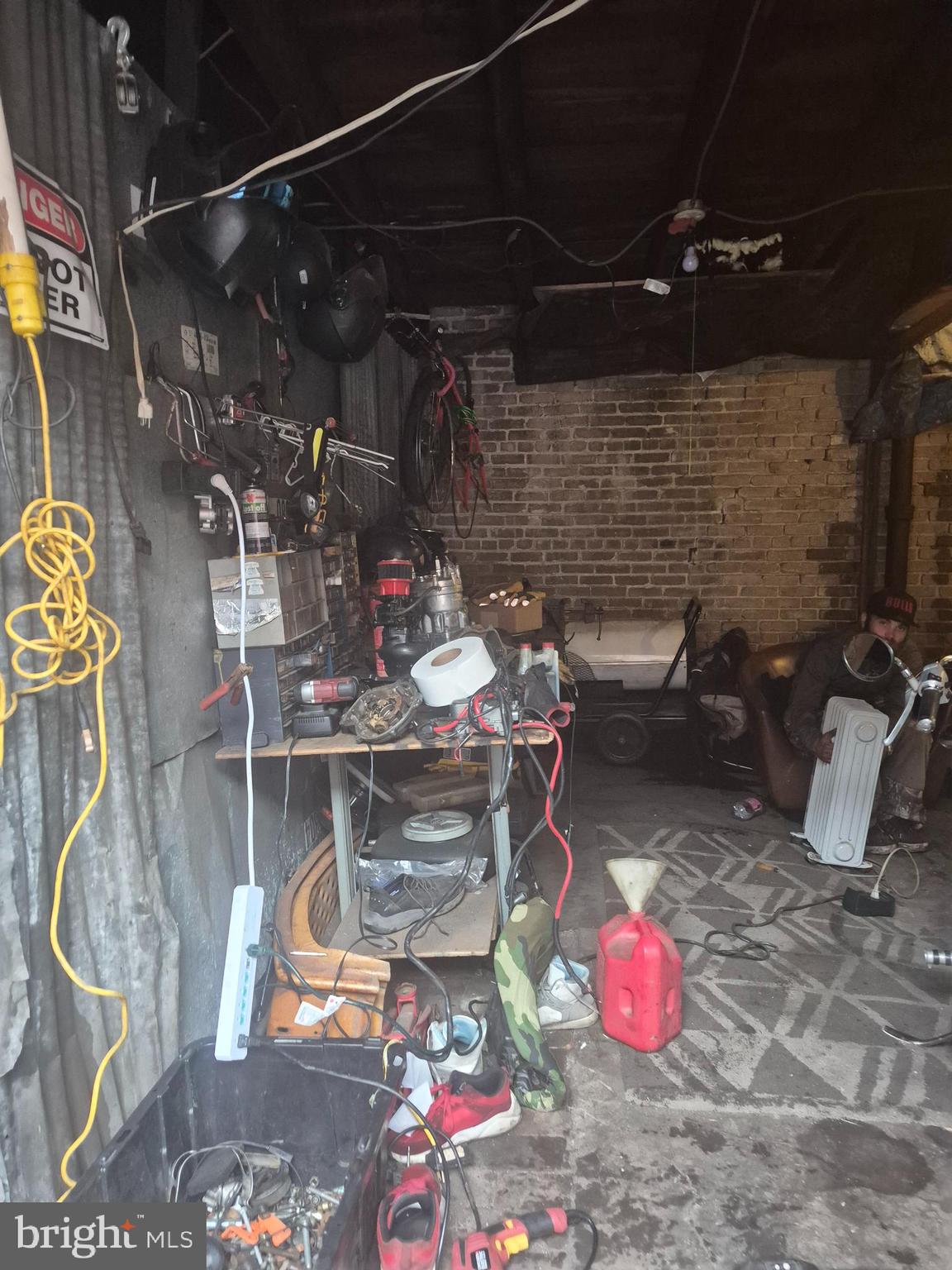 PORT RICHMOND - Land