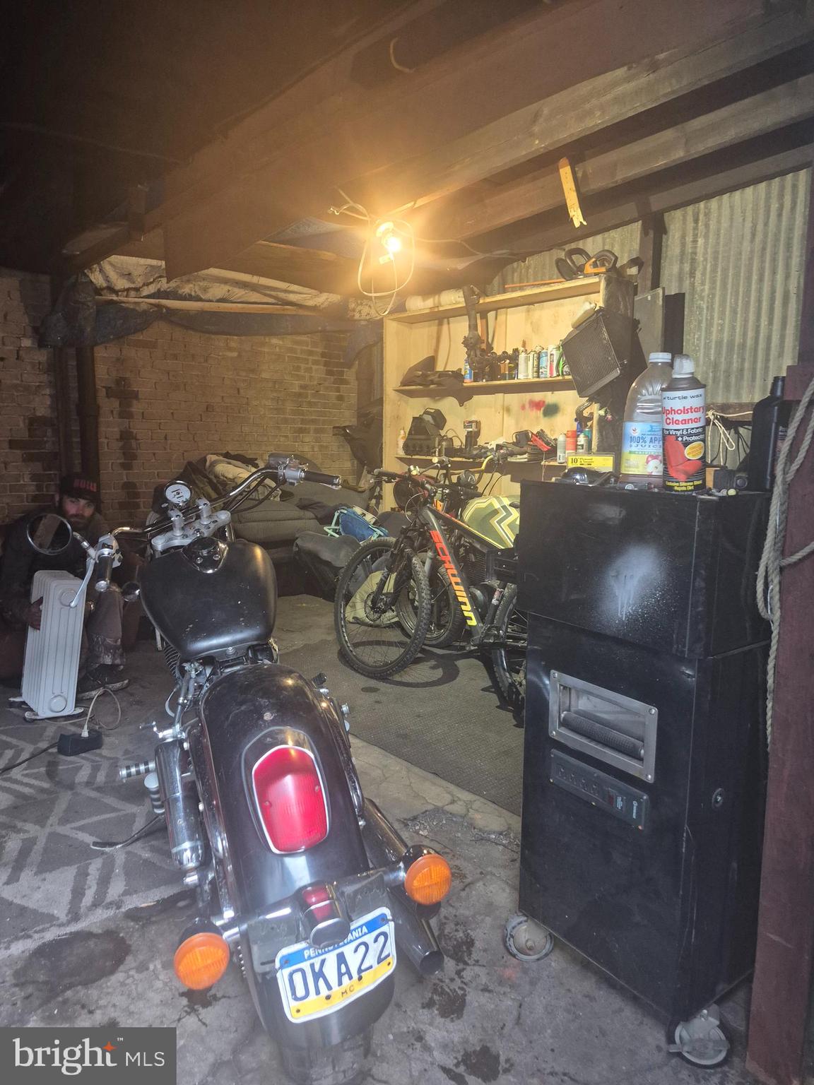 PORT RICHMOND - Land