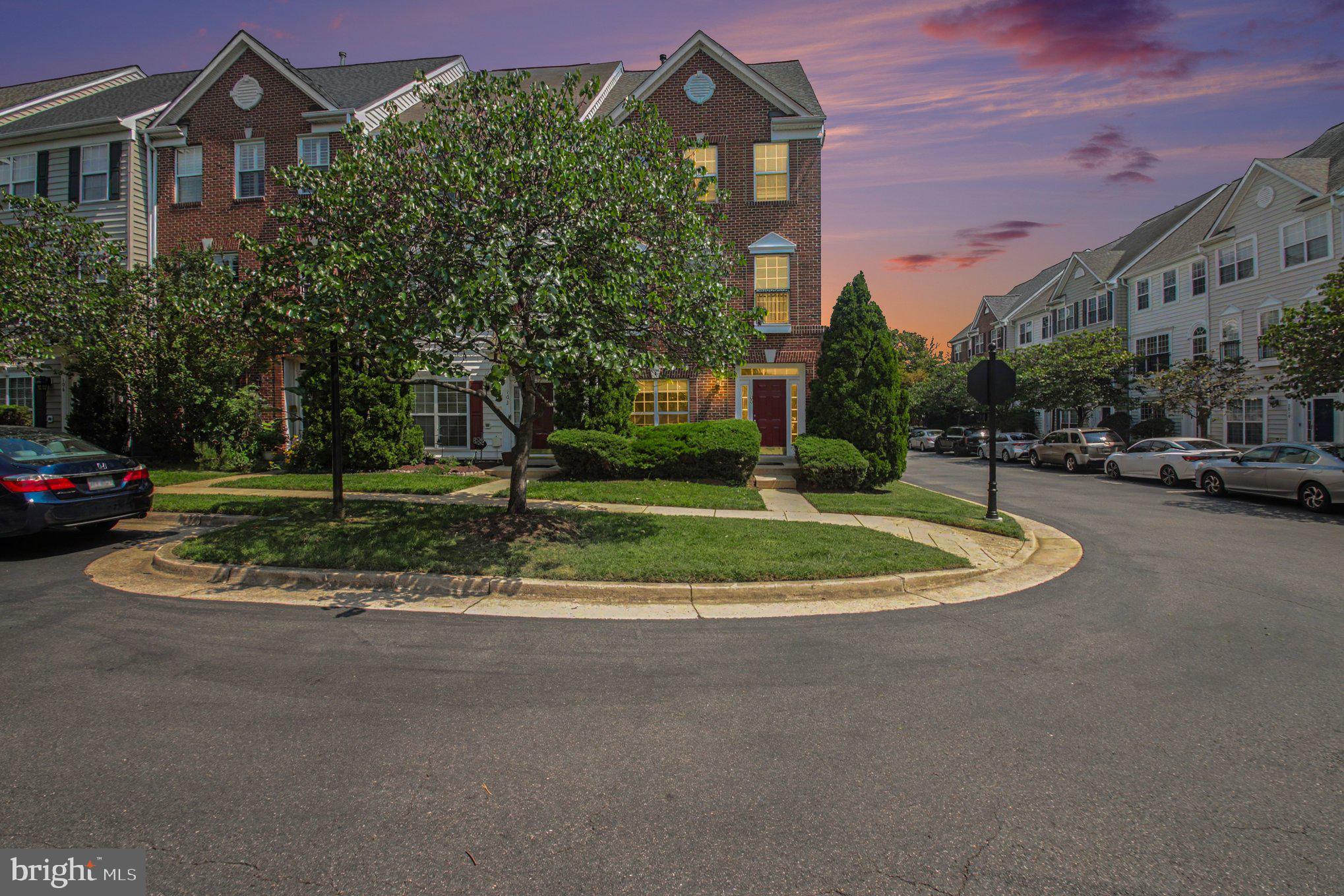 100 MEADOWS LANE