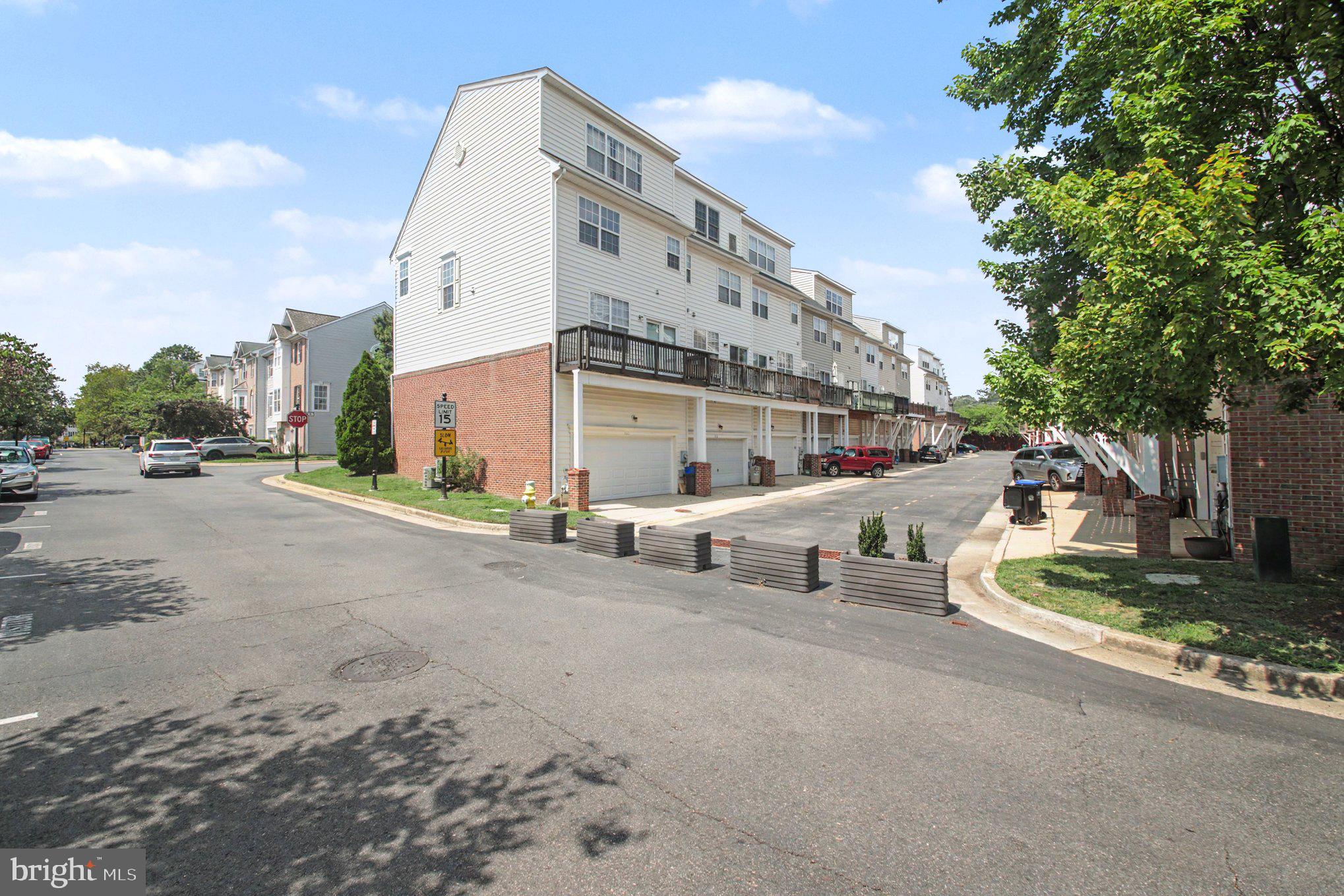 100 MEADOWS LANE