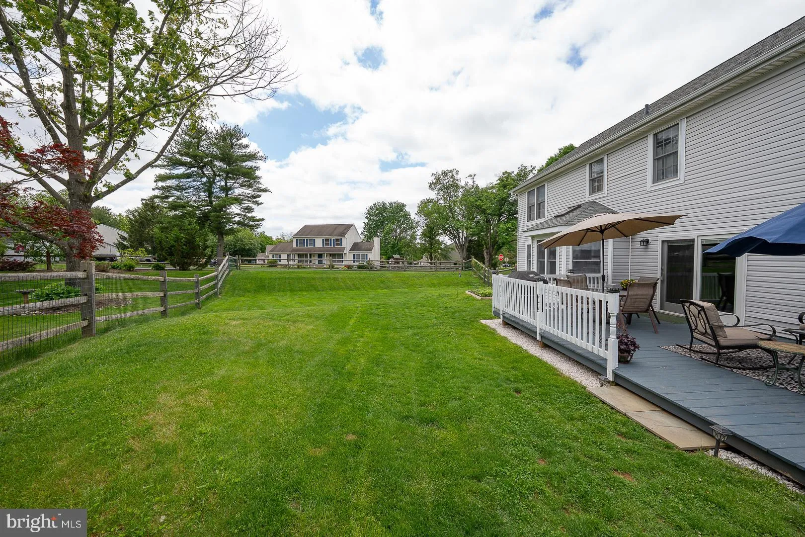 West Chester, Pennsylvania 19380, United States, 4 Bedrooms Bedrooms, ,3 BathroomsBathrooms,Residential,Pending,252517