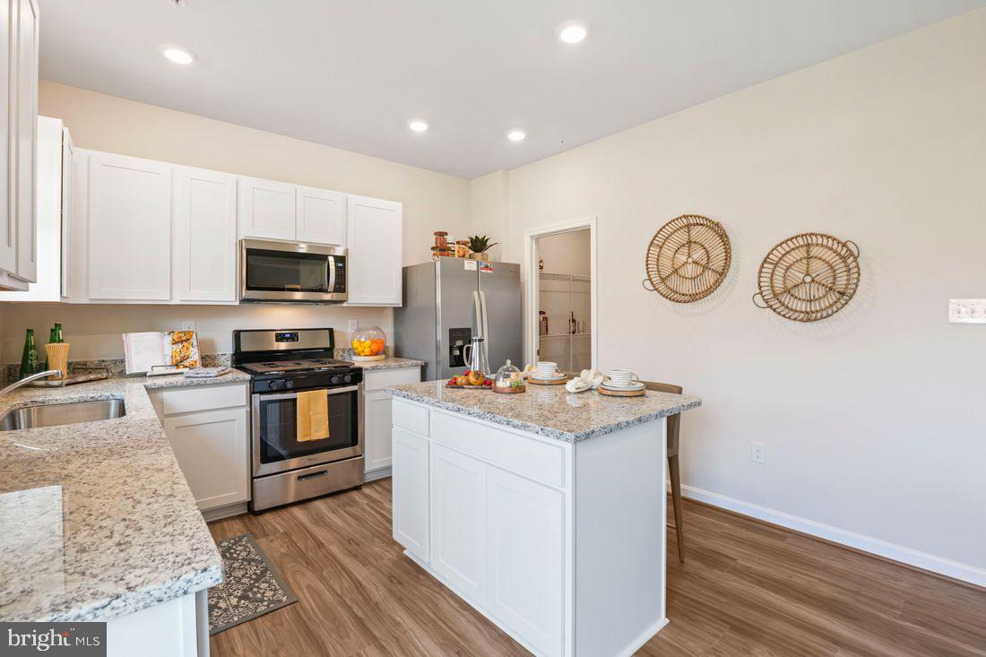 TUSCARORA CREEK - Residential