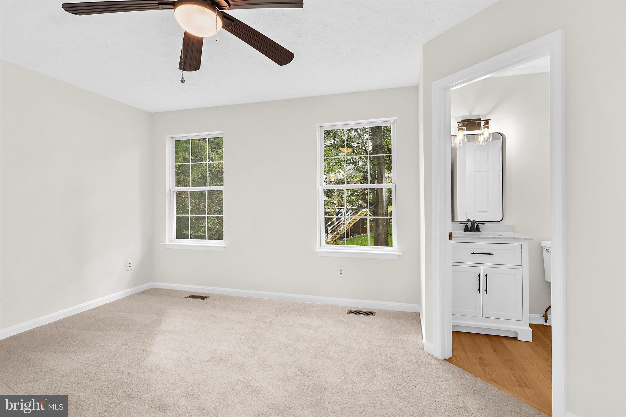 PINEY ORCHARD - Residential