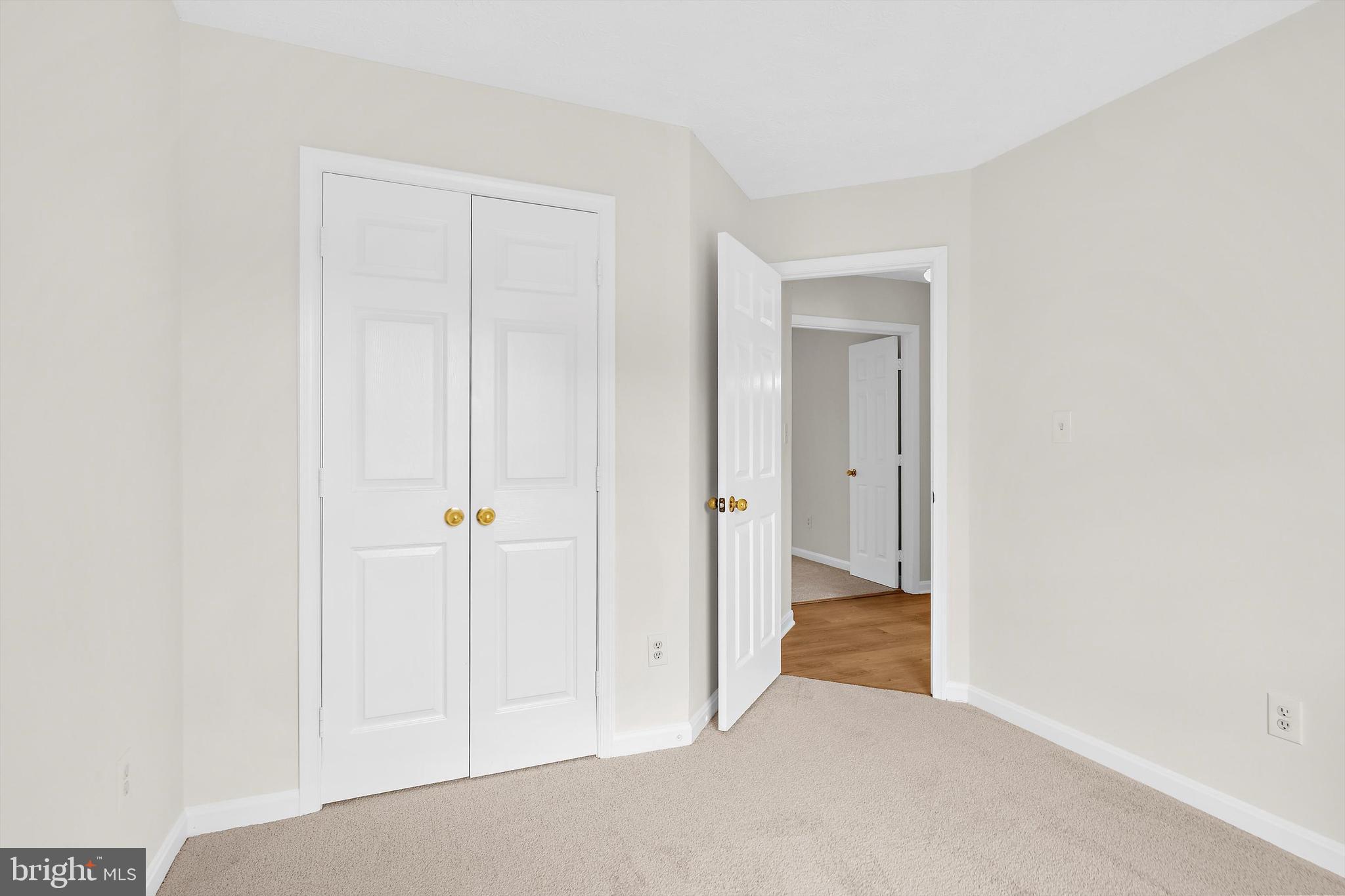 PINEY ORCHARD - Residential