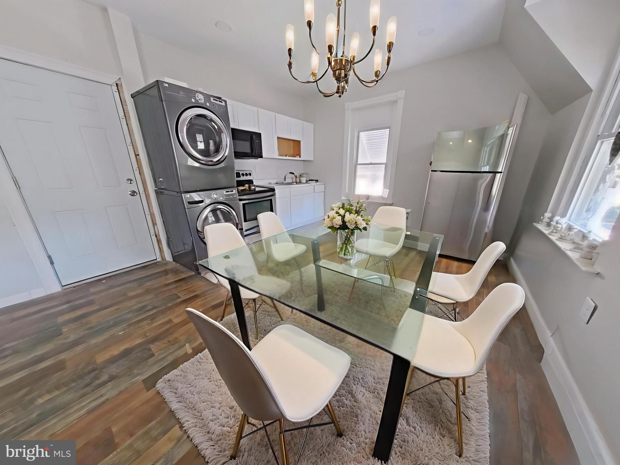 GERMANTOWN - Commercial Sale