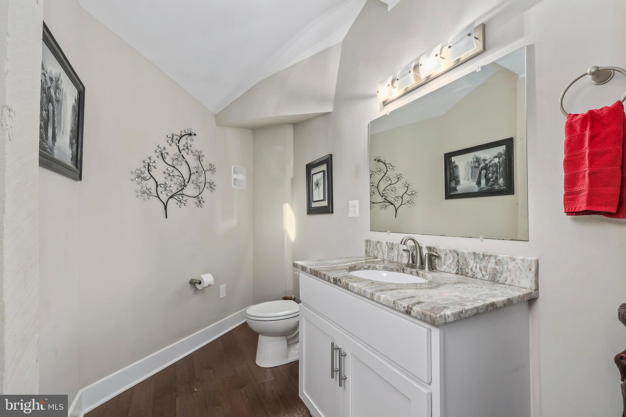 LAKE LAND OR - Residential