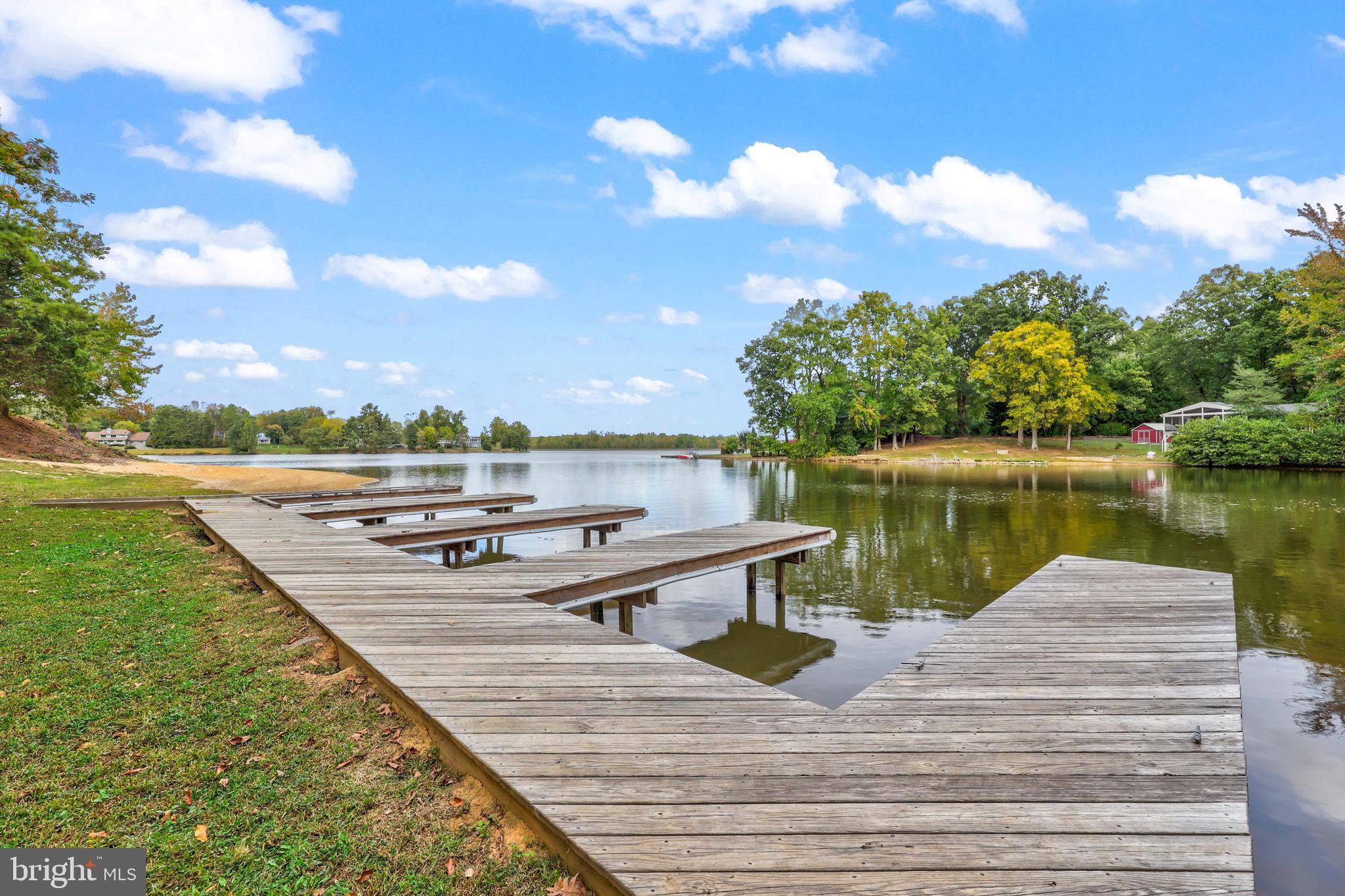 LAKE LAND OR - Residential