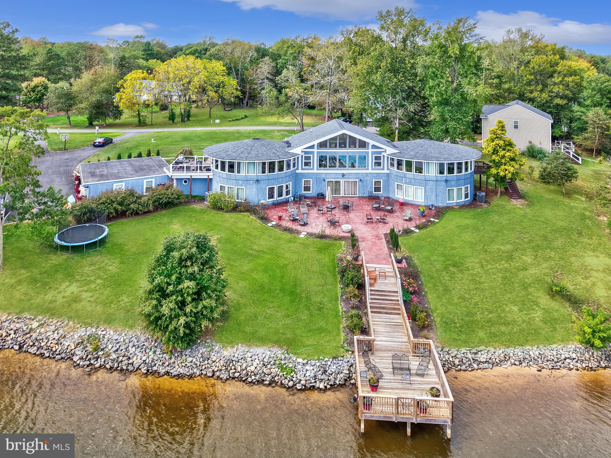 LAKE LAND OR - Residential