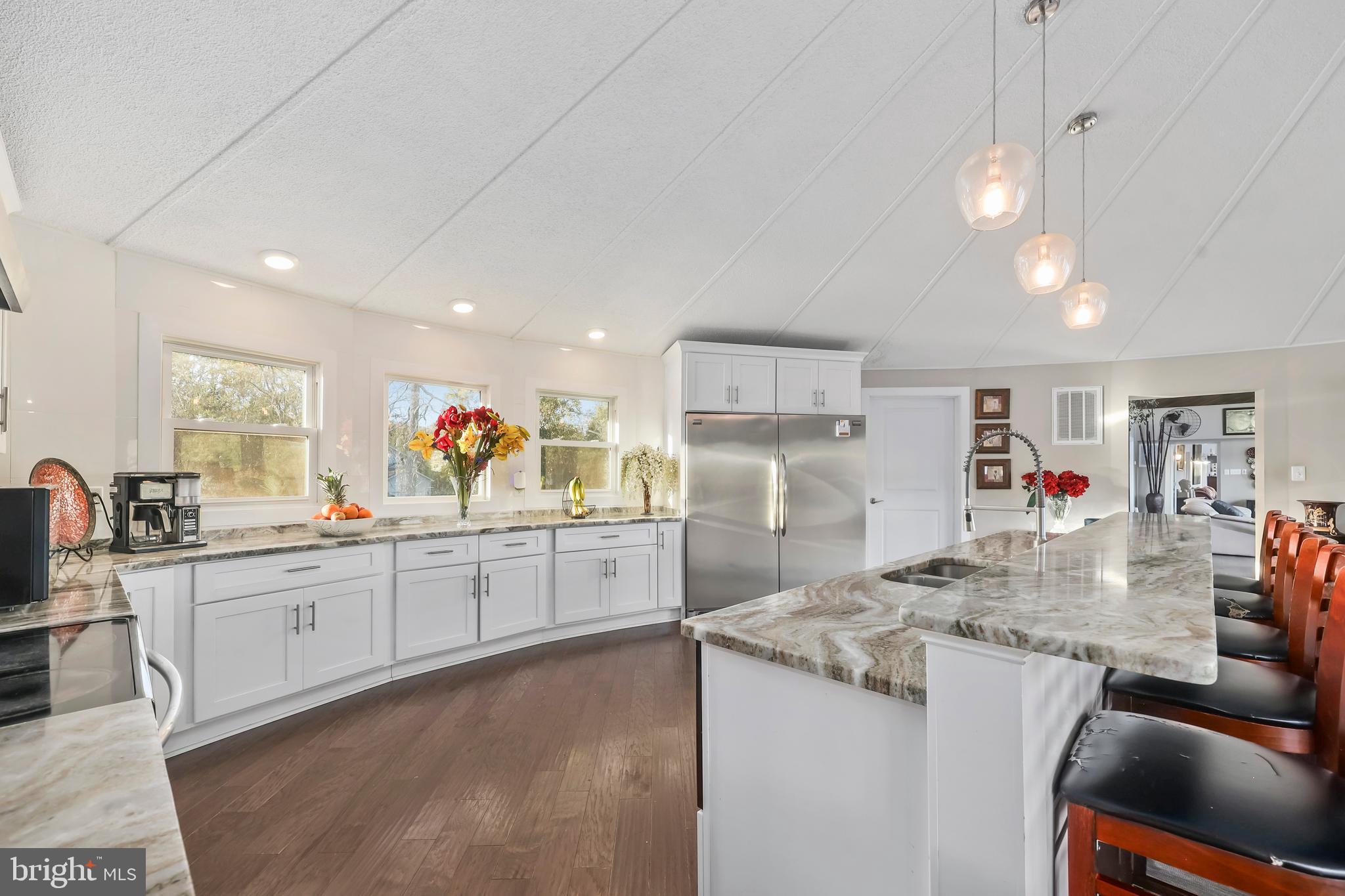 LAKE LAND OR - Residential