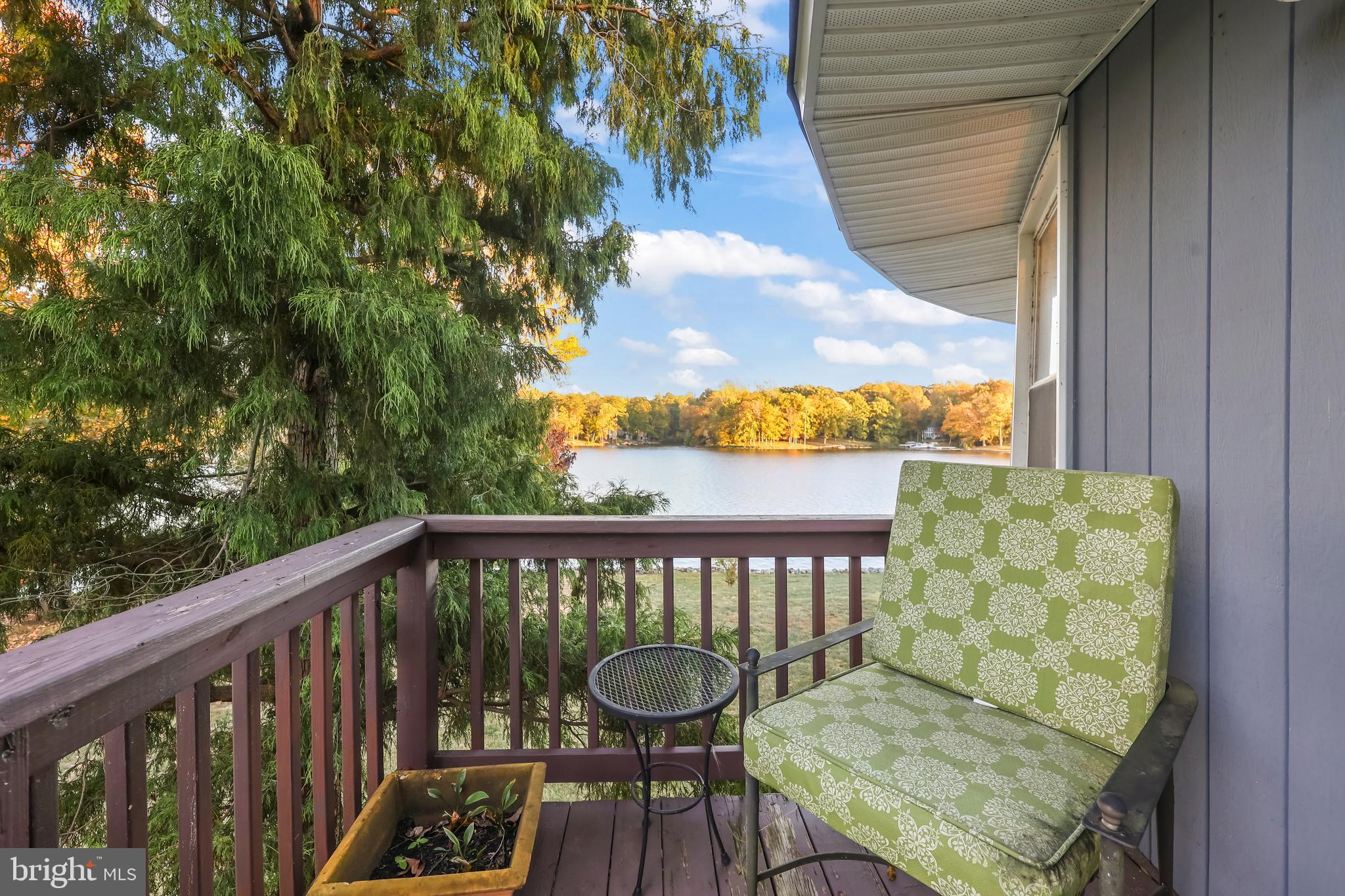 LAKE LAND OR - Residential