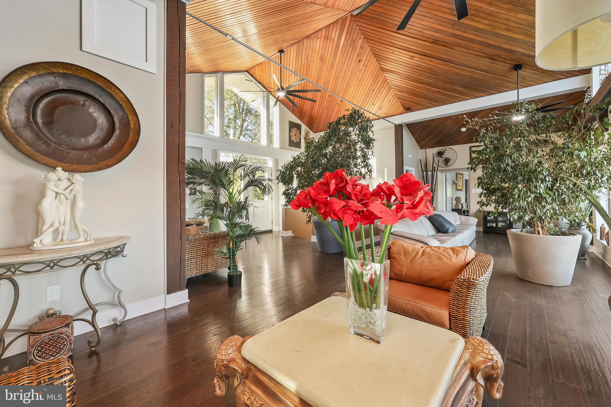 LAKE LAND OR - Residential