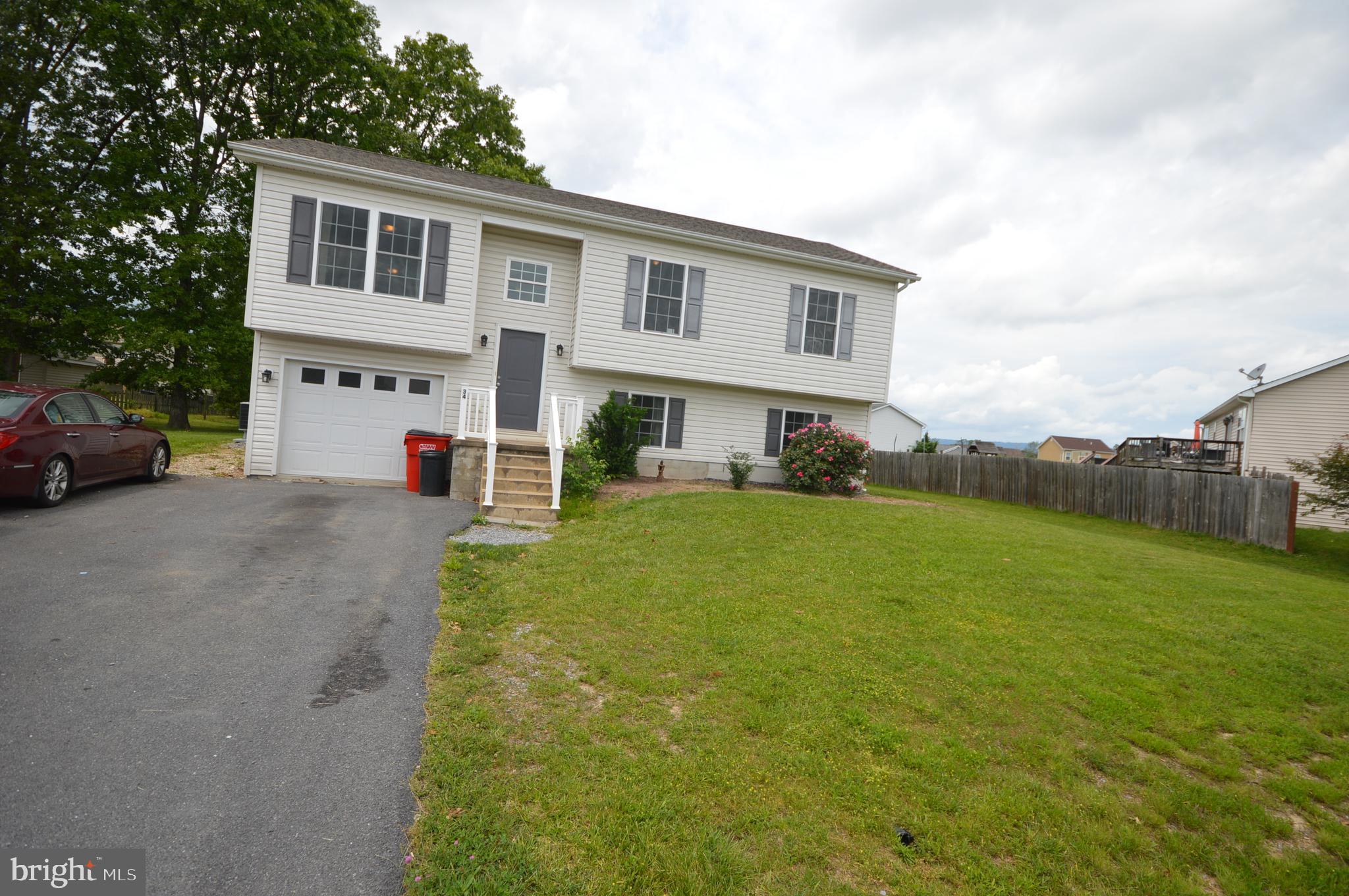 SPRING HILL - Residential Lease