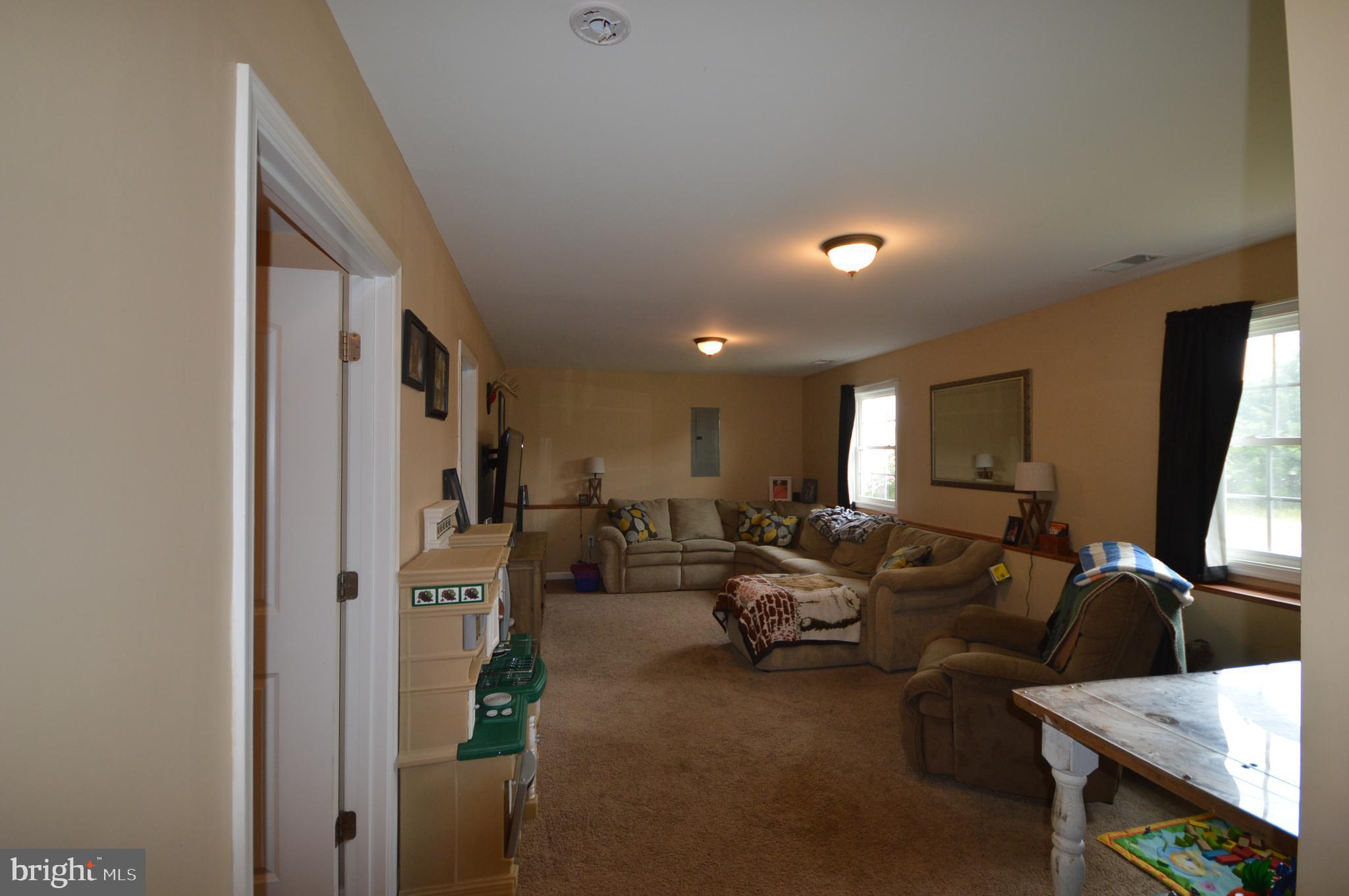 SPRING HILL - Residential Lease