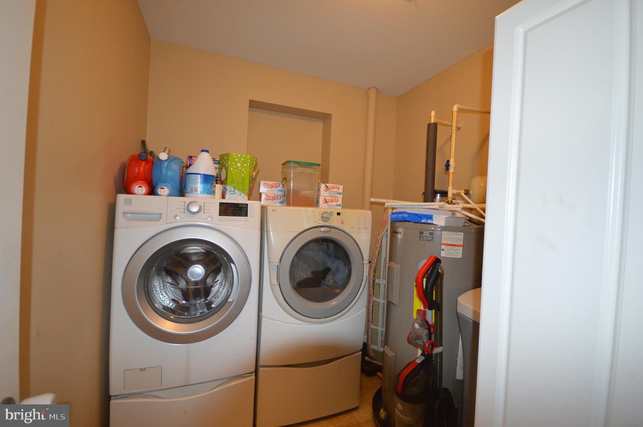 SPRING HILL - Residential Lease