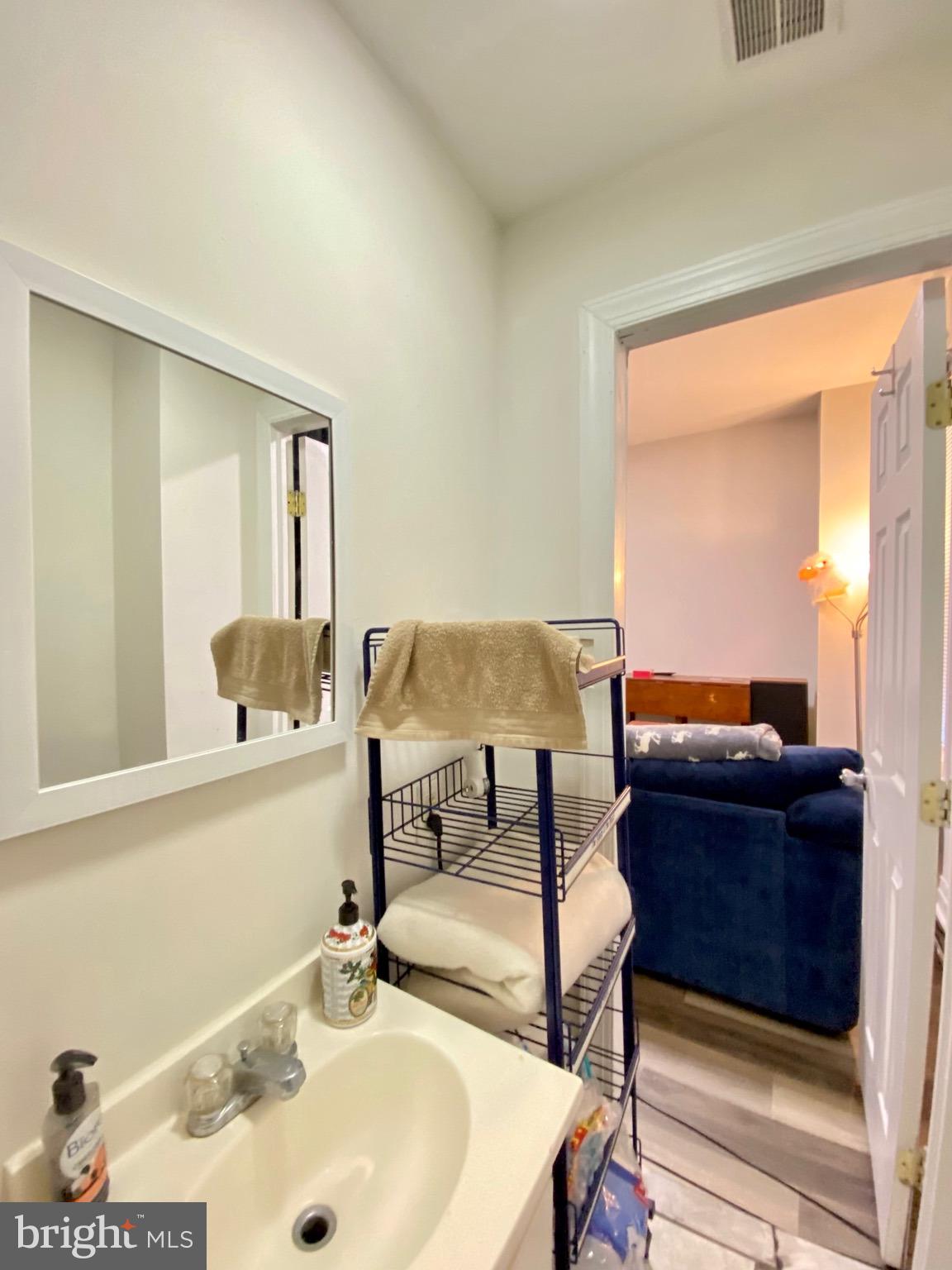 NORTH CENTRAL - Residential Lease