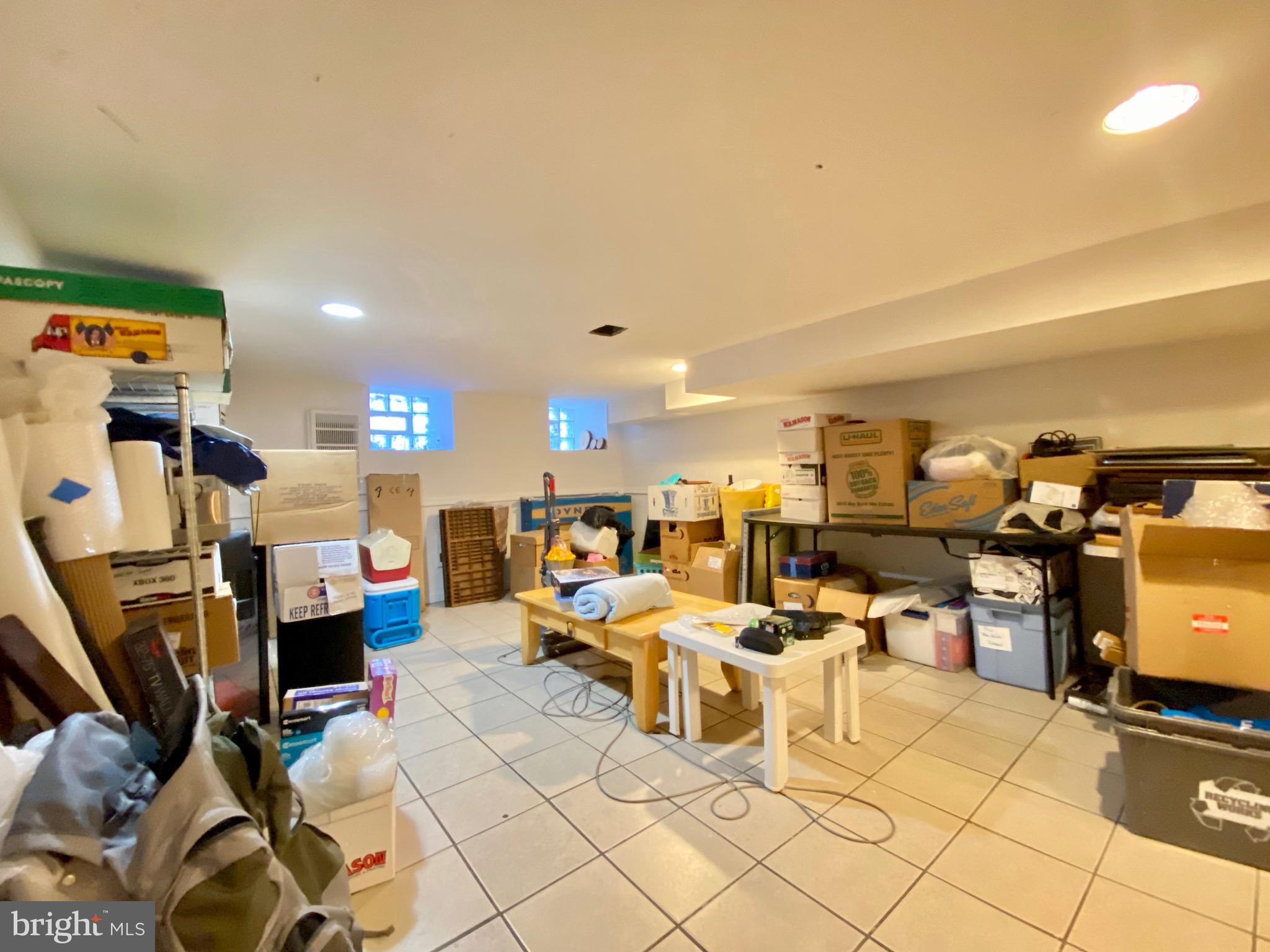 NORTH CENTRAL - Residential Lease