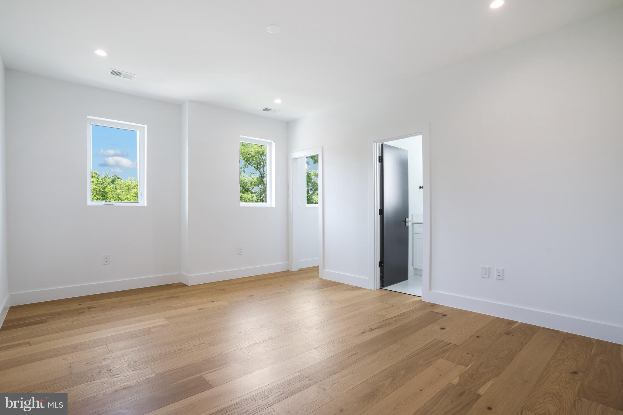 DANA HEIGHTS - Residential