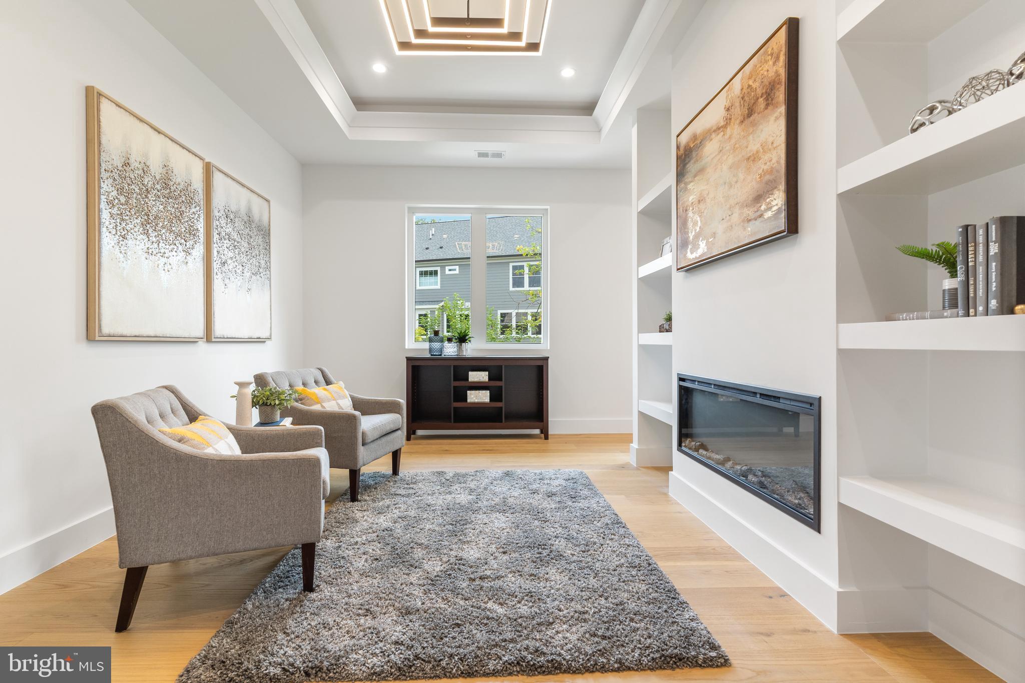 DANA HEIGHTS - Residential