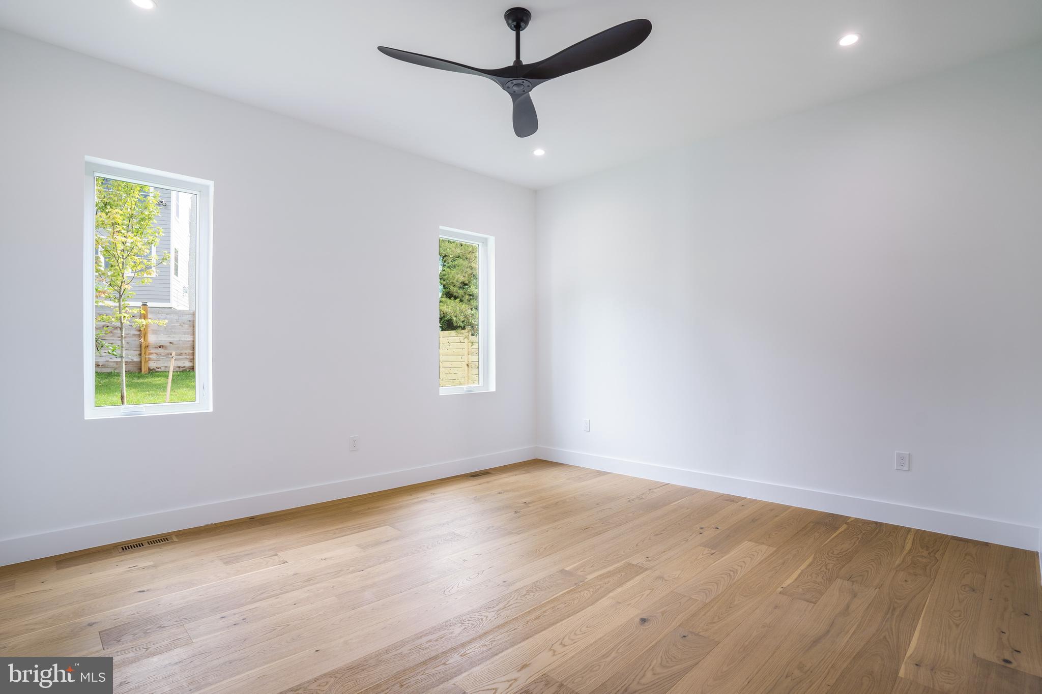 DANA HEIGHTS - Residential