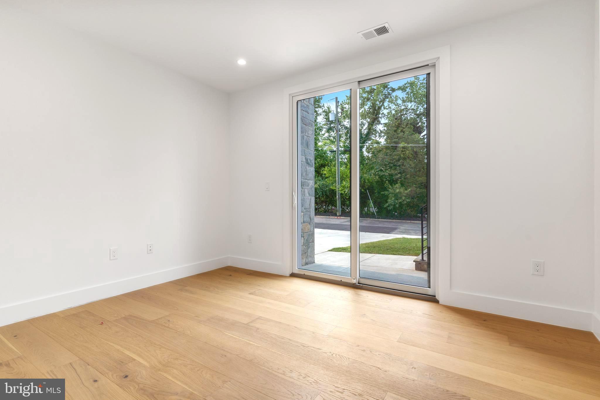 DANA HEIGHTS - Residential