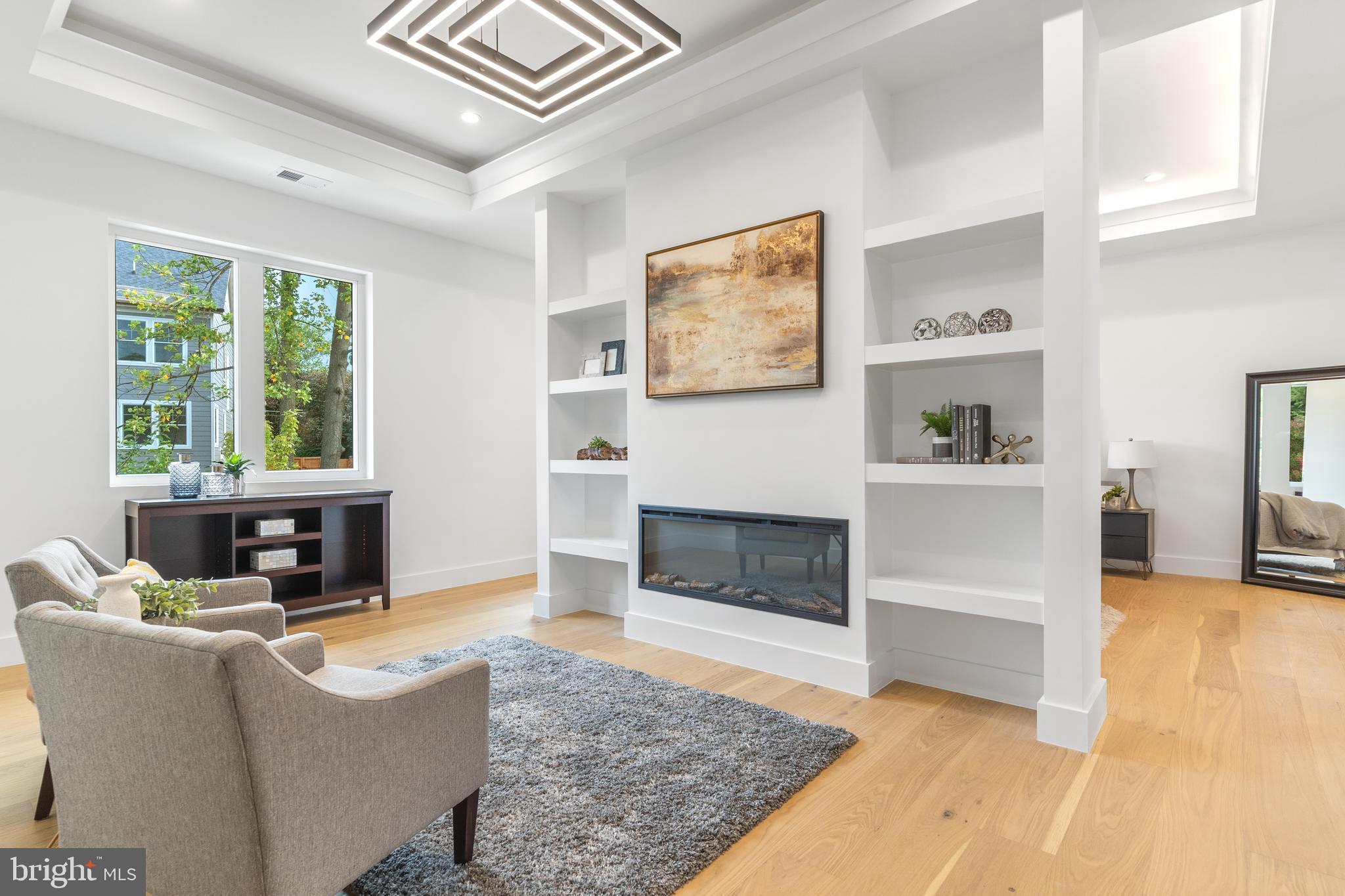 DANA HEIGHTS - Residential