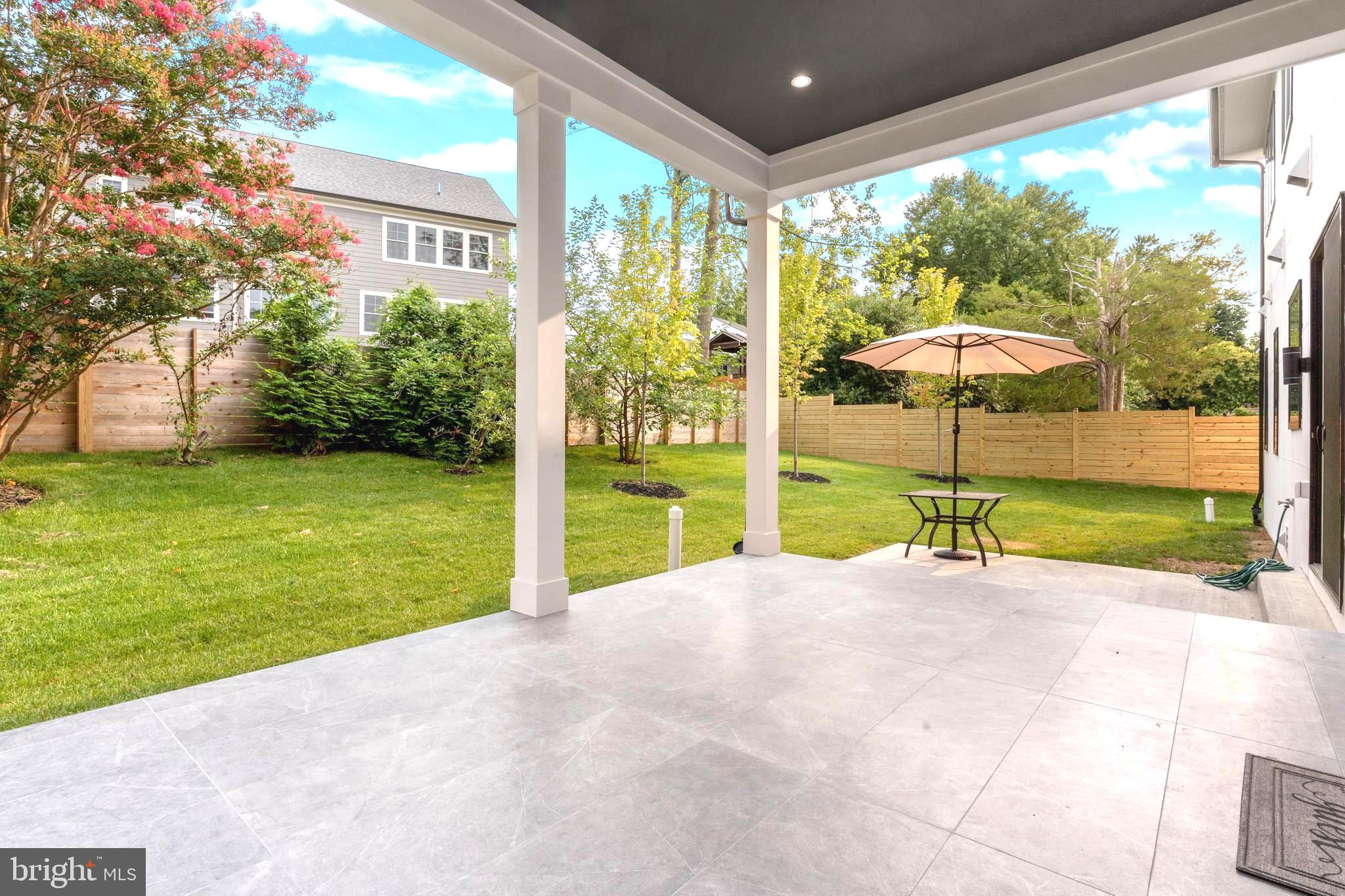 DANA HEIGHTS - Residential