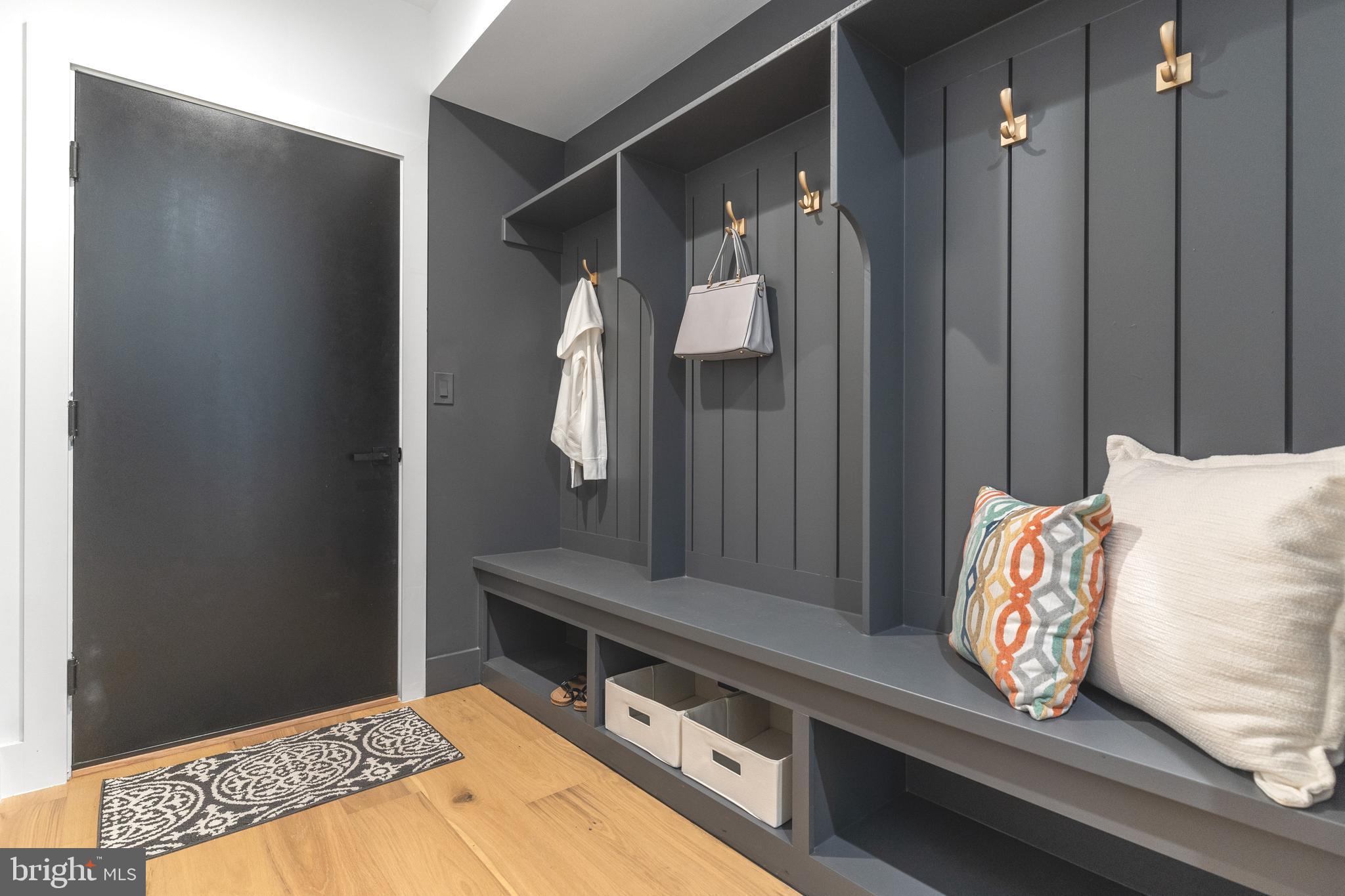 DANA HEIGHTS - Residential