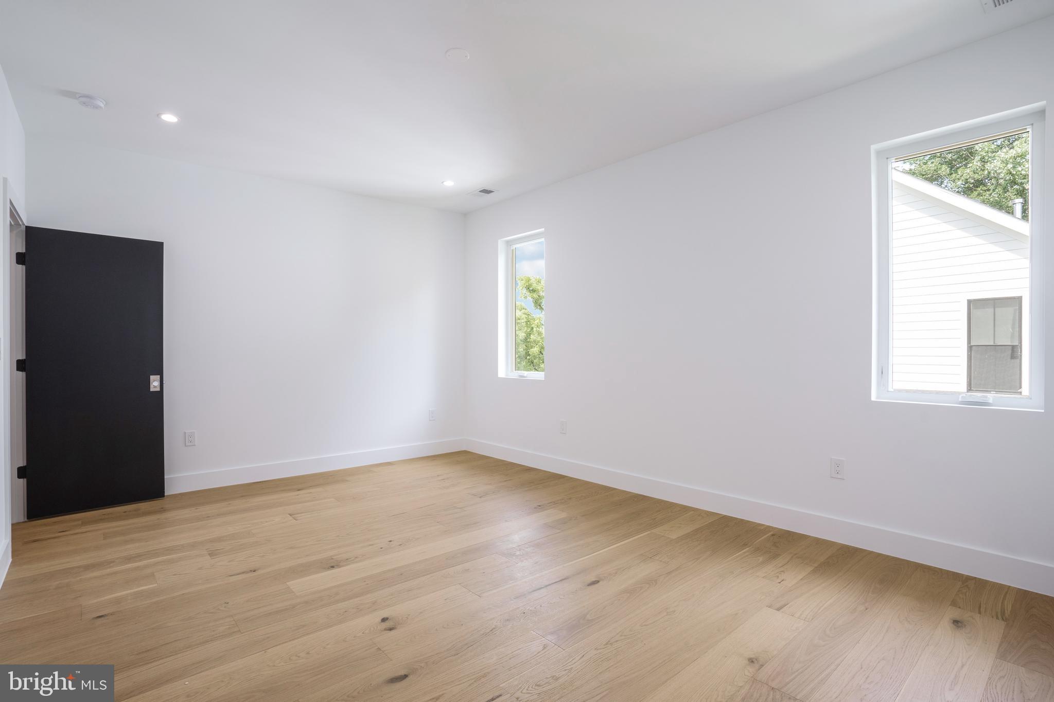 DANA HEIGHTS - Residential