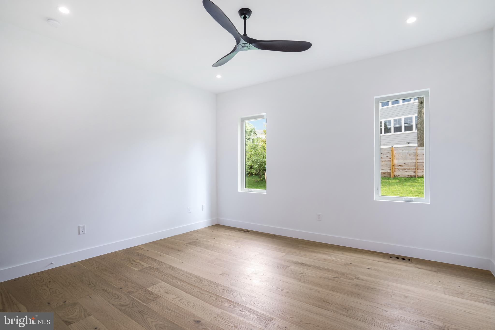 DANA HEIGHTS - Residential