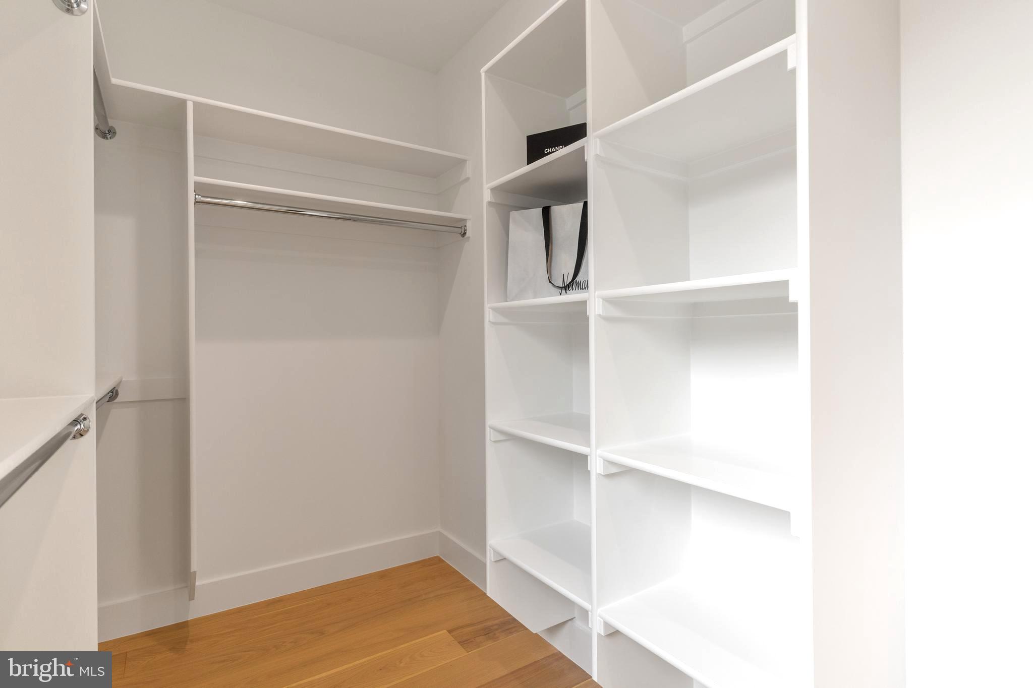 DANA HEIGHTS - Residential