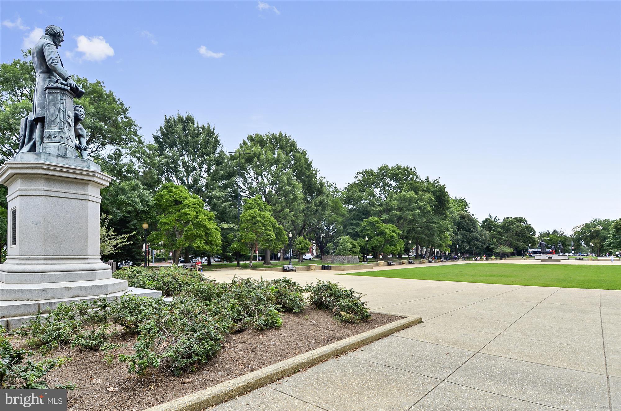 CAPITOL HILL - Residential