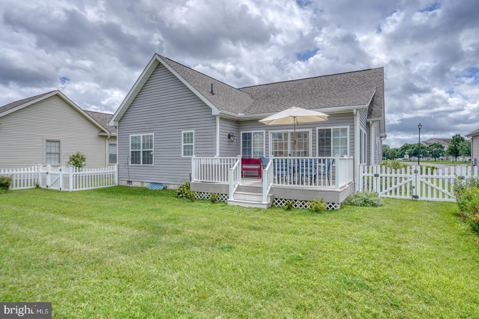 HEARTHSTONE MANOR - Residential