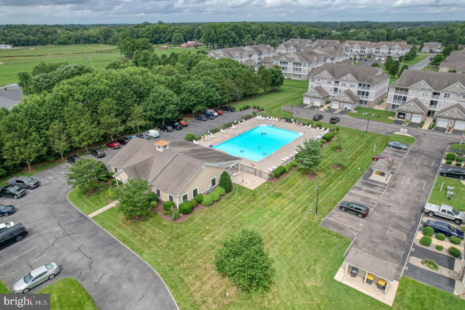 HEARTHSTONE MANOR - Residential