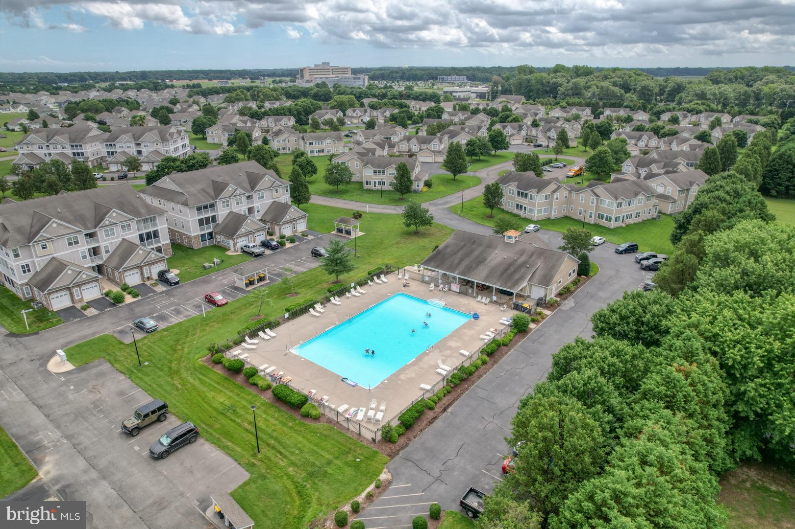 HEARTHSTONE MANOR - Residential