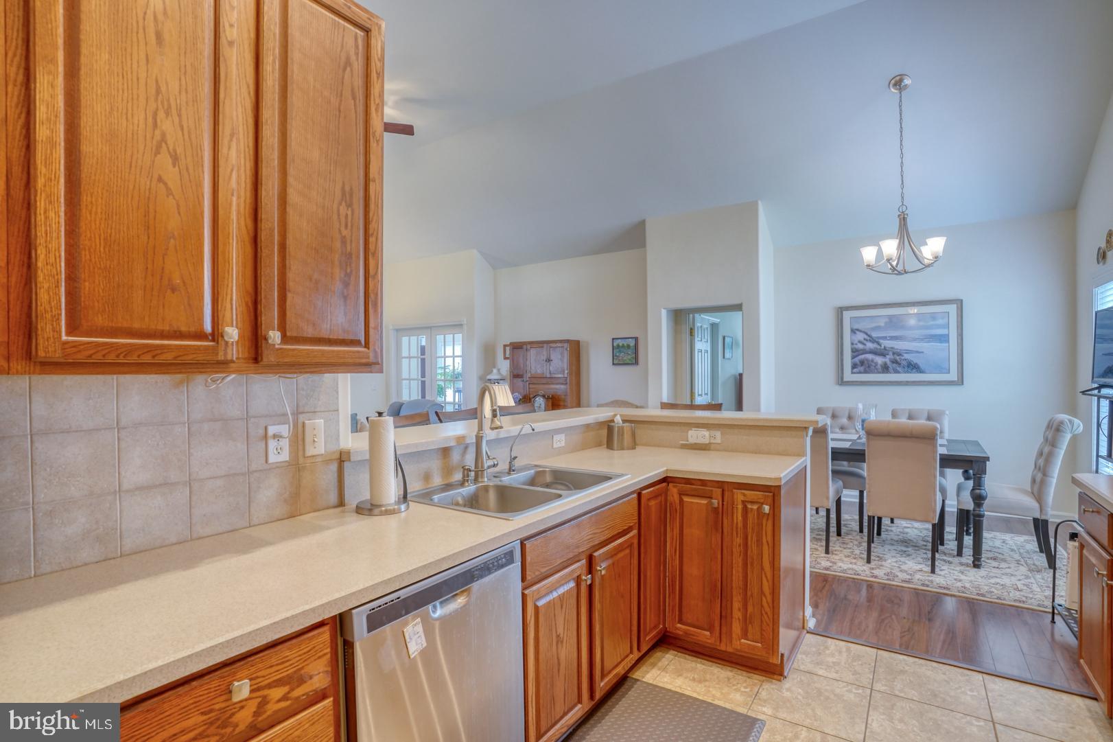 HEARTHSTONE MANOR - Residential