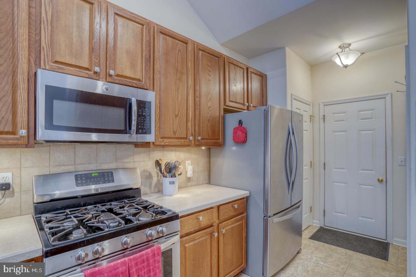 HEARTHSTONE MANOR - Residential