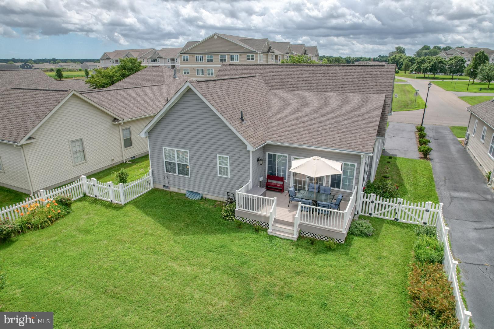 HEARTHSTONE MANOR - Residential