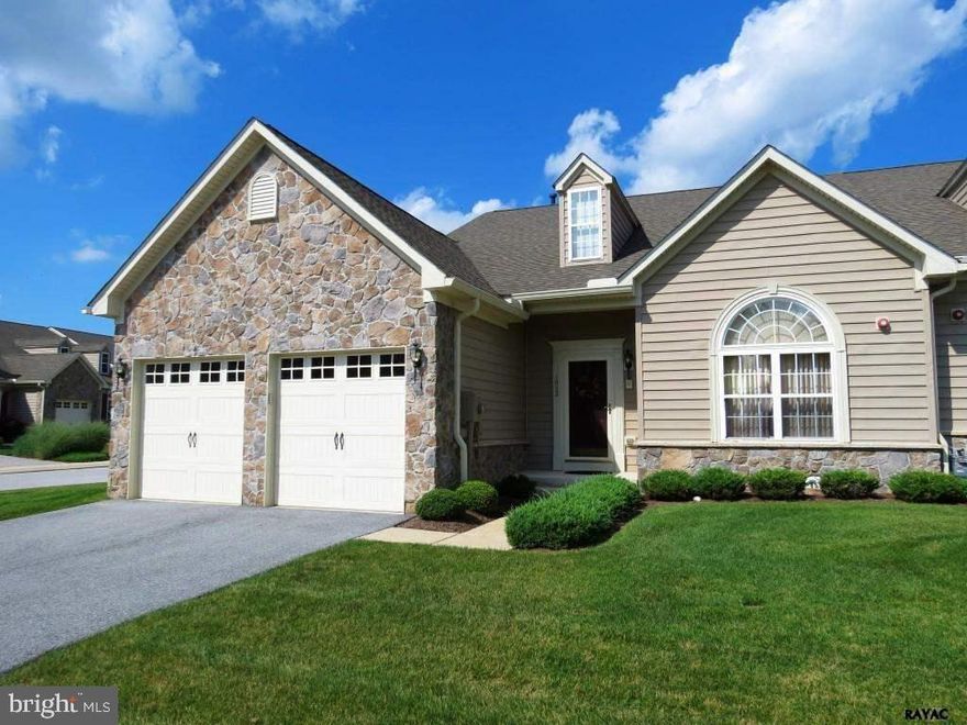 Its a Good Life in this stunning end unit condo with 3700 Sq Ft in Regents Glen, an upscale, gated 55+ community. Golf, pool, fitness, walking trails and fine dining are all at your finger tips. Soaring ceilings, gleaming hardwoods, gourmet kitchen includes appliances and bright morning room, 1st floor master suite, large finished lower level and wonderful patio.