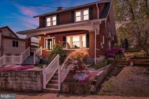 24 WALNUT STREET MOHNTON PA 19540