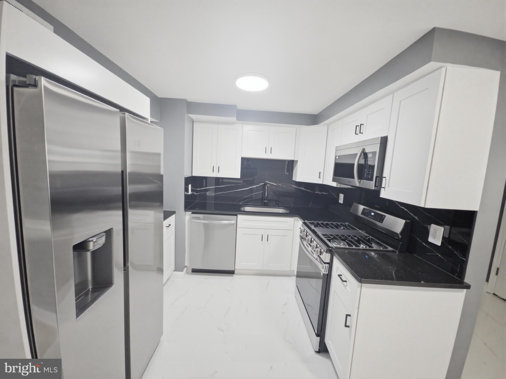 LAKELAND - Residential