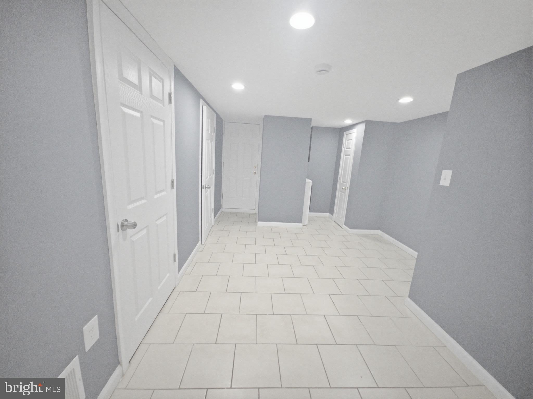 LAKELAND - Residential