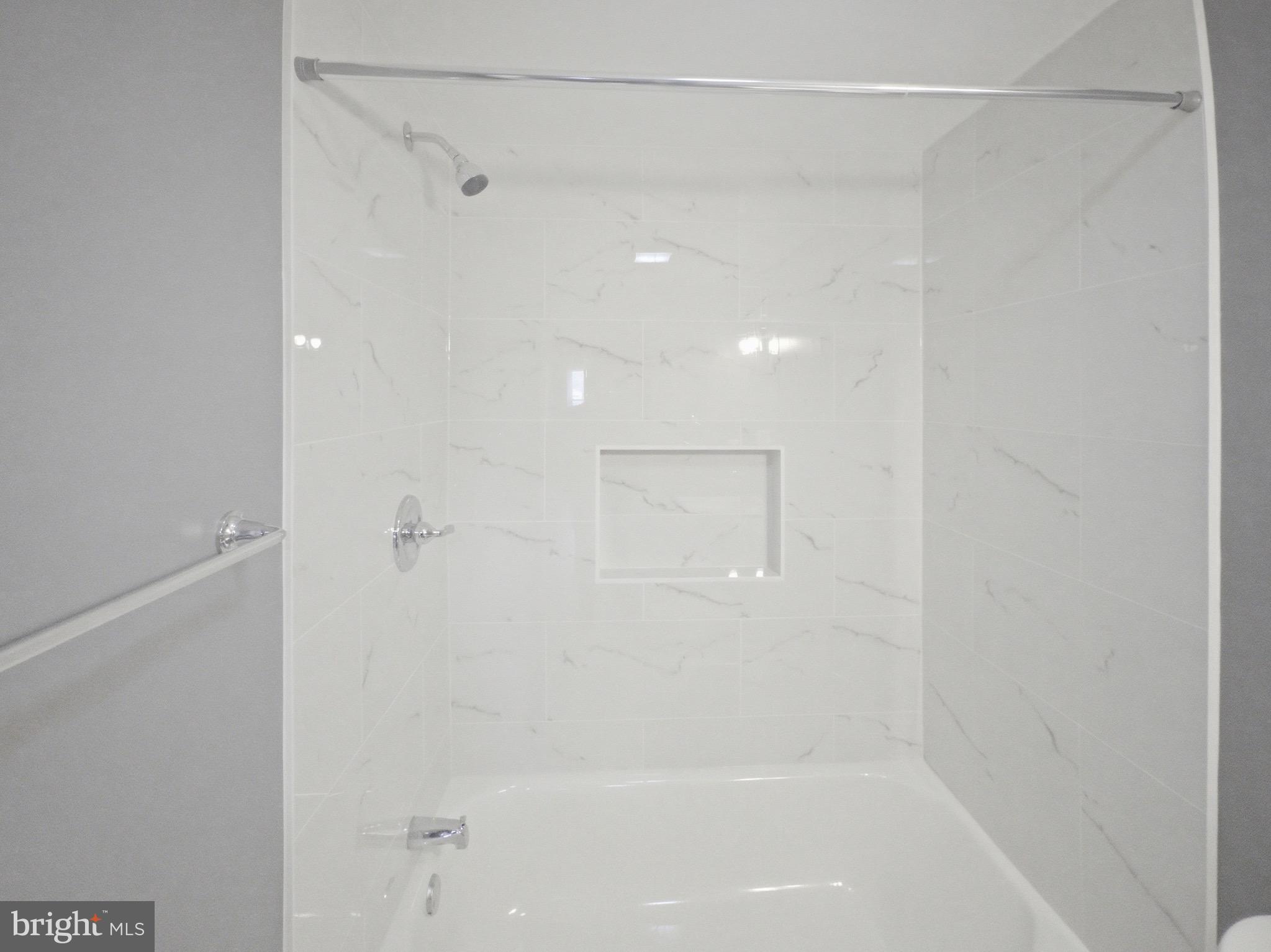 LAKELAND - Residential