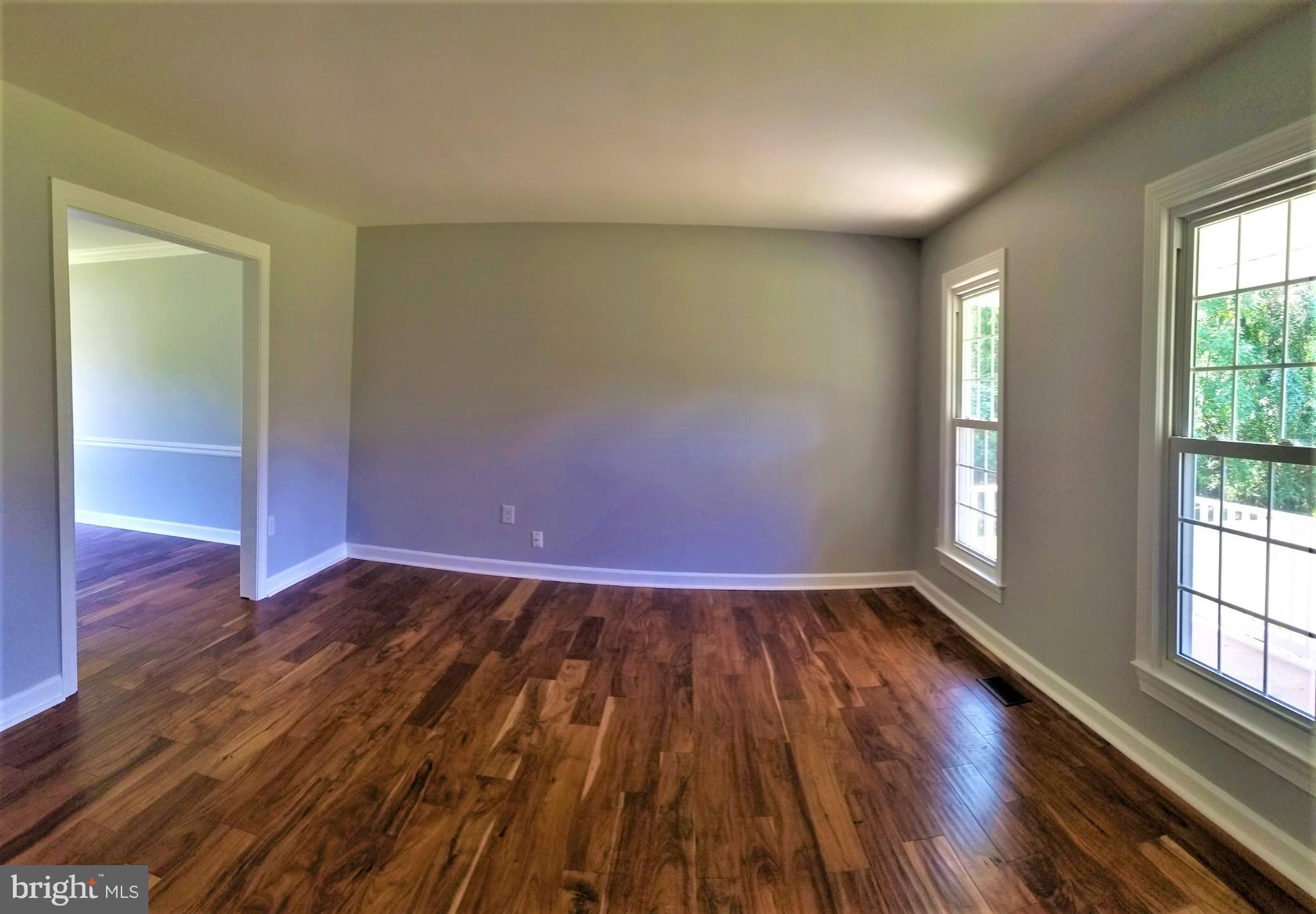 LYNN FOREST - Residential