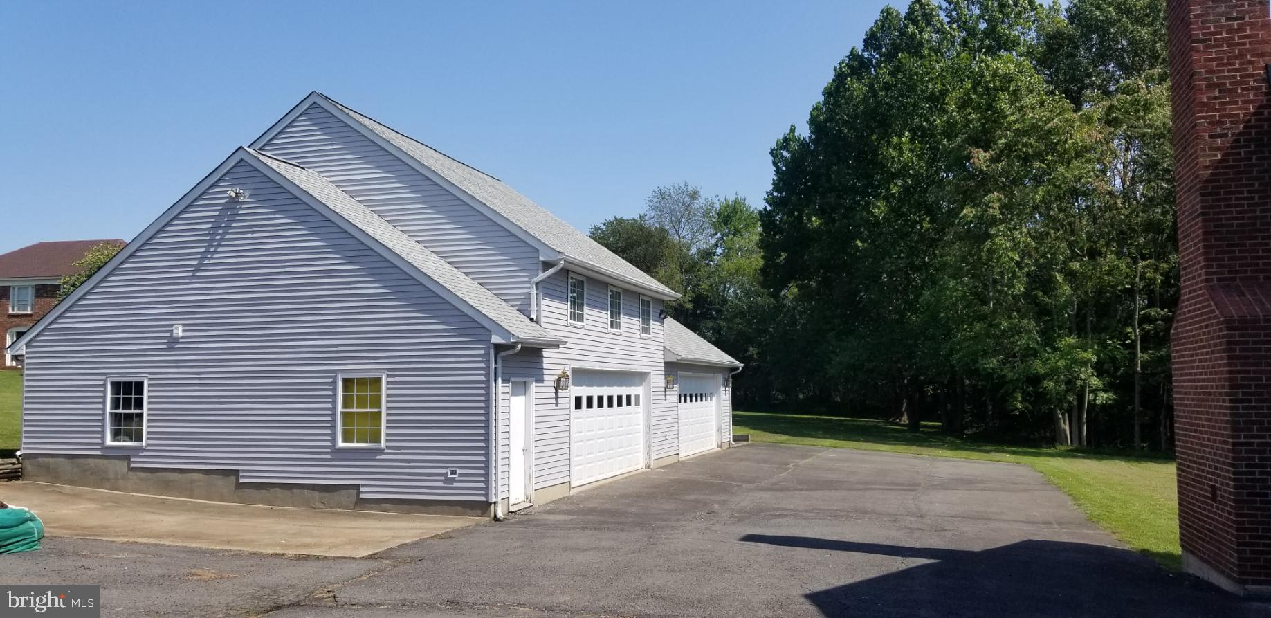 LYNN FOREST - Residential