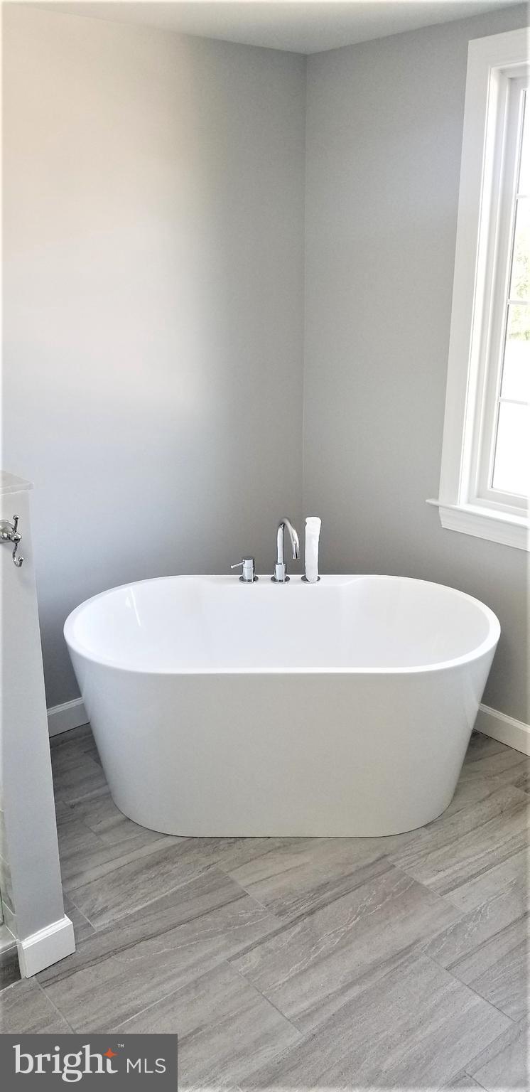 LYNN FOREST - Residential