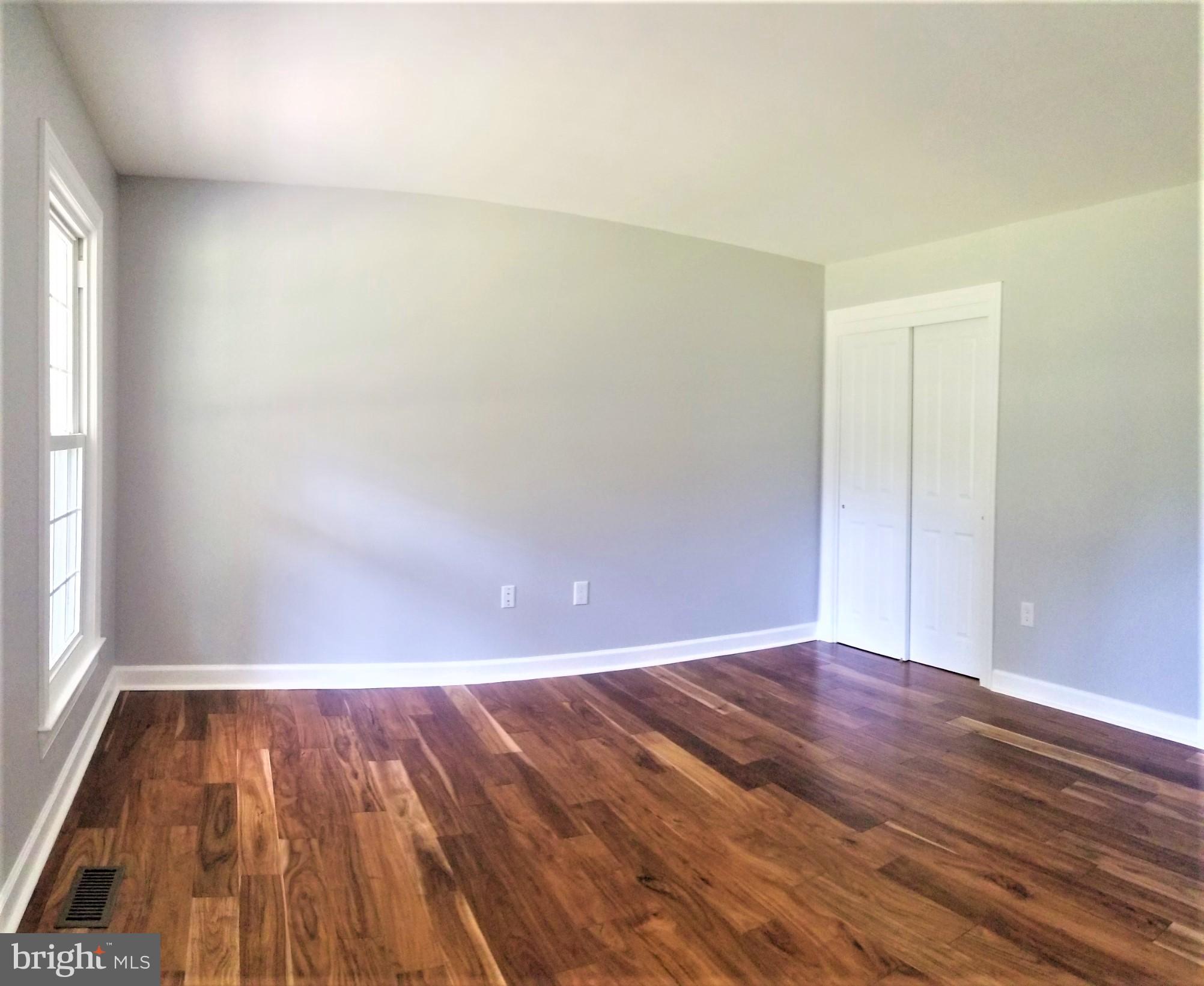 LYNN FOREST - Residential