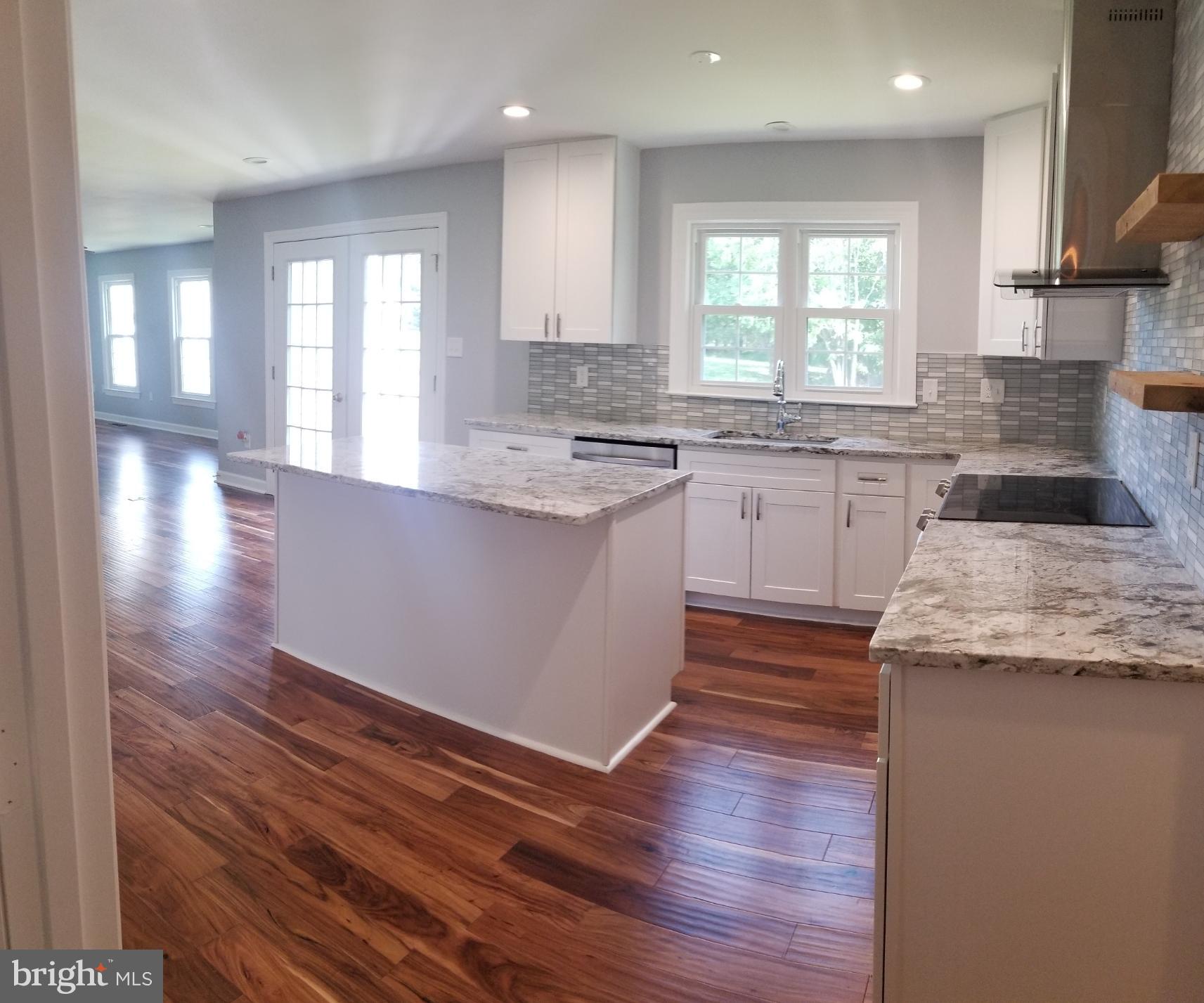 LYNN FOREST - Residential