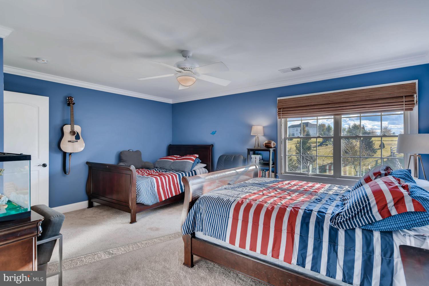 BRIAR KNOLL - Residential